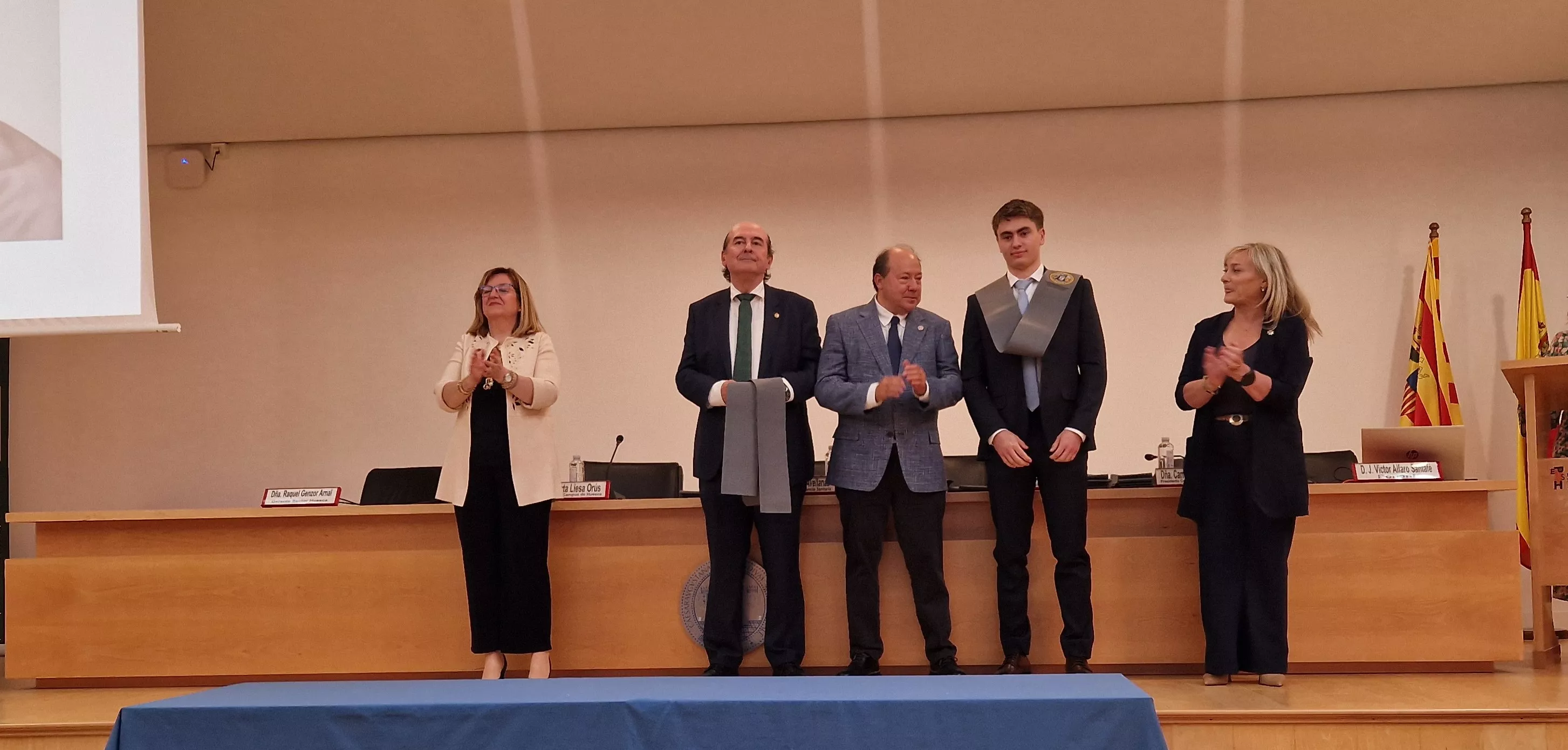 Ceremonia de graduación de la Escuela Universitaria de Enfermería de Huesca. Foto Myriam Martínez