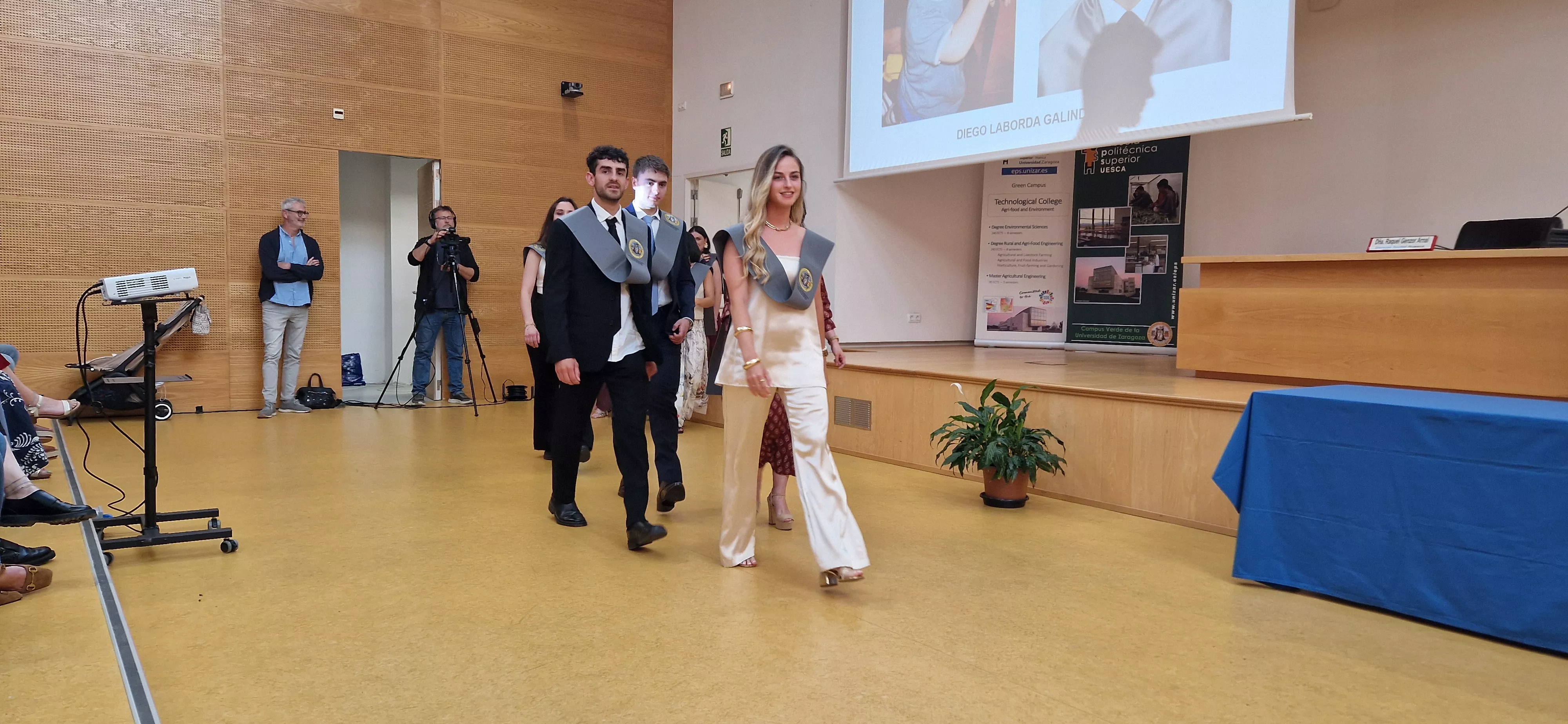 Ceremonia de graduación de la Escuela Universitaria de Enfermería de Huesca. Foto Myriam Martínez