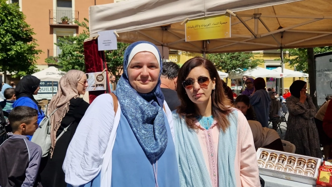 Samara Hernández y Rachida Raihani. Foto Myriam Martínez Samara Hernández y Rachida Raihani. Foto Myriam Martínez