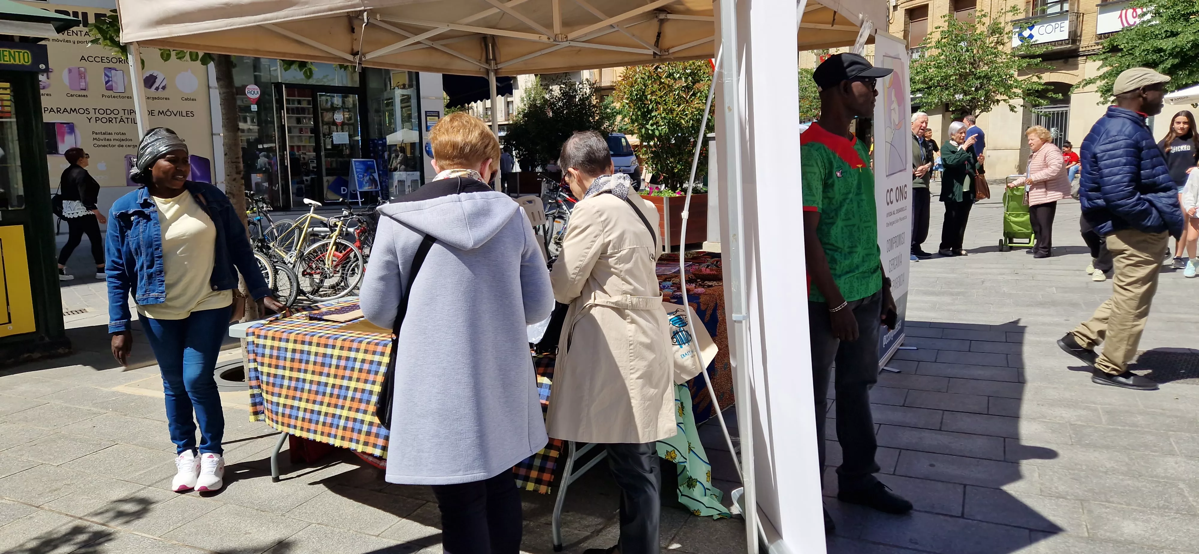 Día de África en Huesca. Foto Myriam Martínez