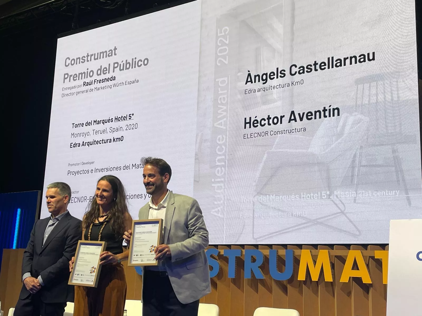 El podio del premio del público de Construmat