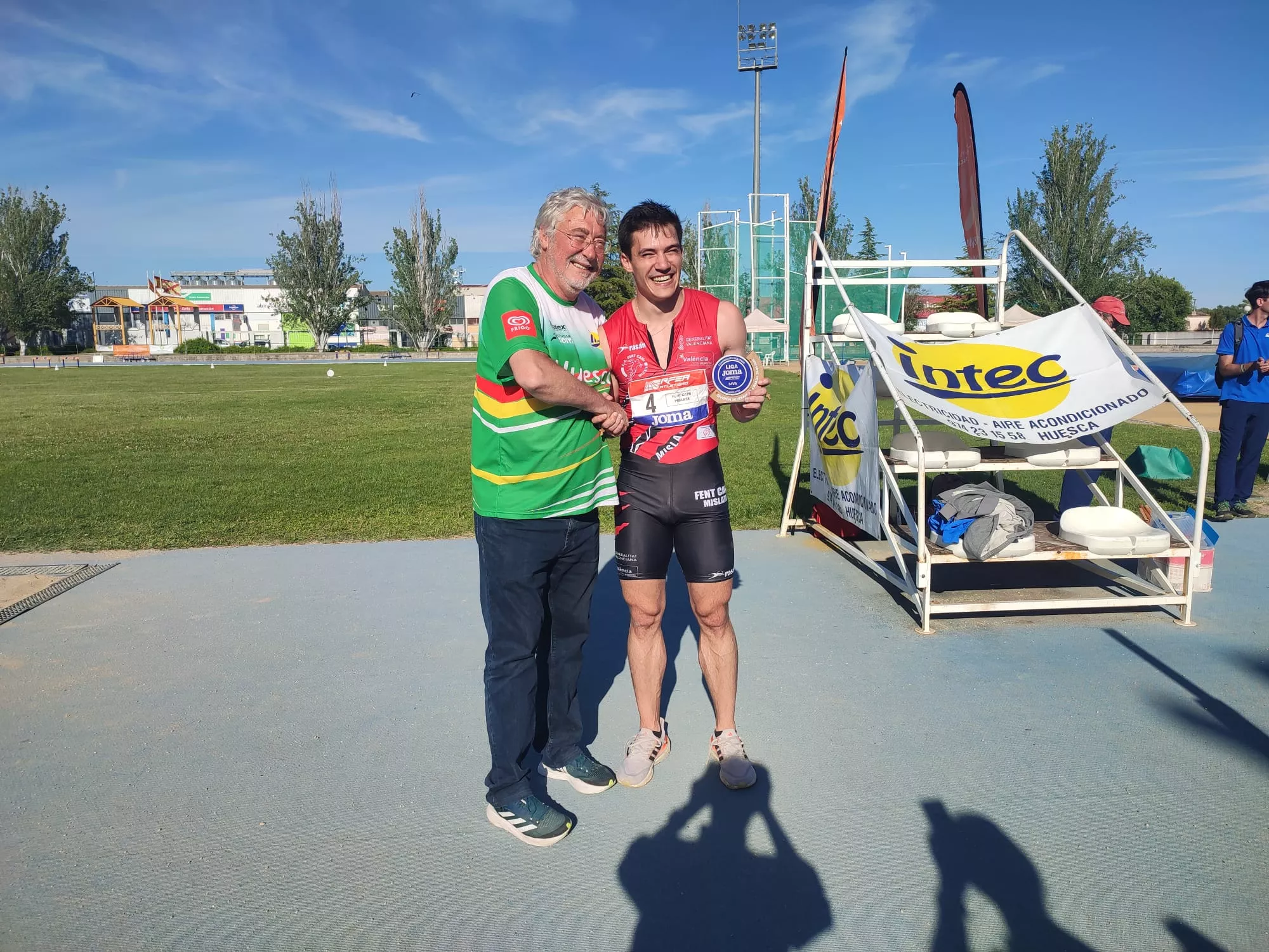 Liga de Clubes de División de Honor 2025. Berti con Ángel García, mejor marca del encuentro.