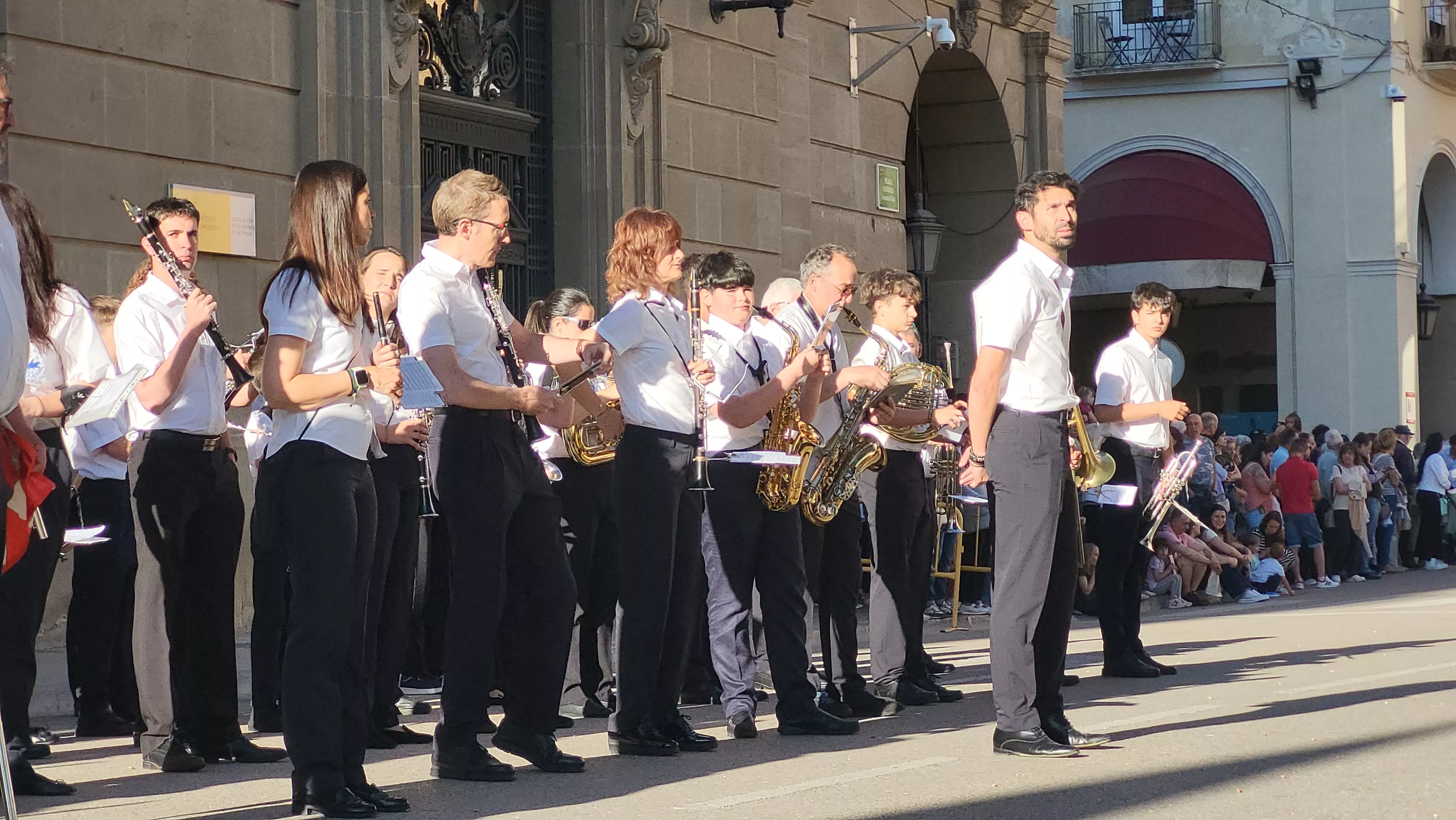Encuentro de Bandas Militares en Huesca. Foto Mercedes Manterola
