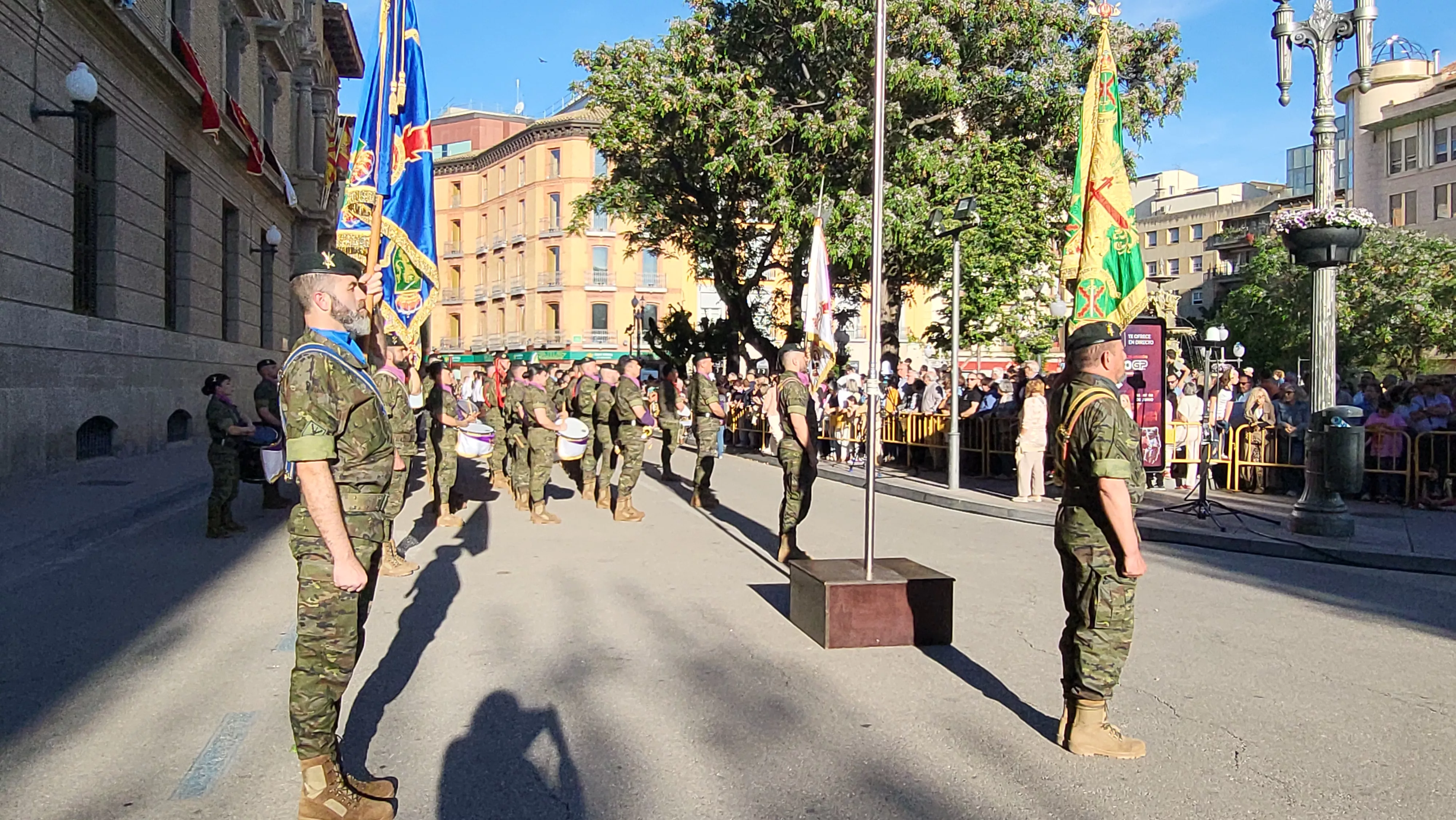 Encuentro de Bandas Militares en Huesca. Foto Mercedes Manterola