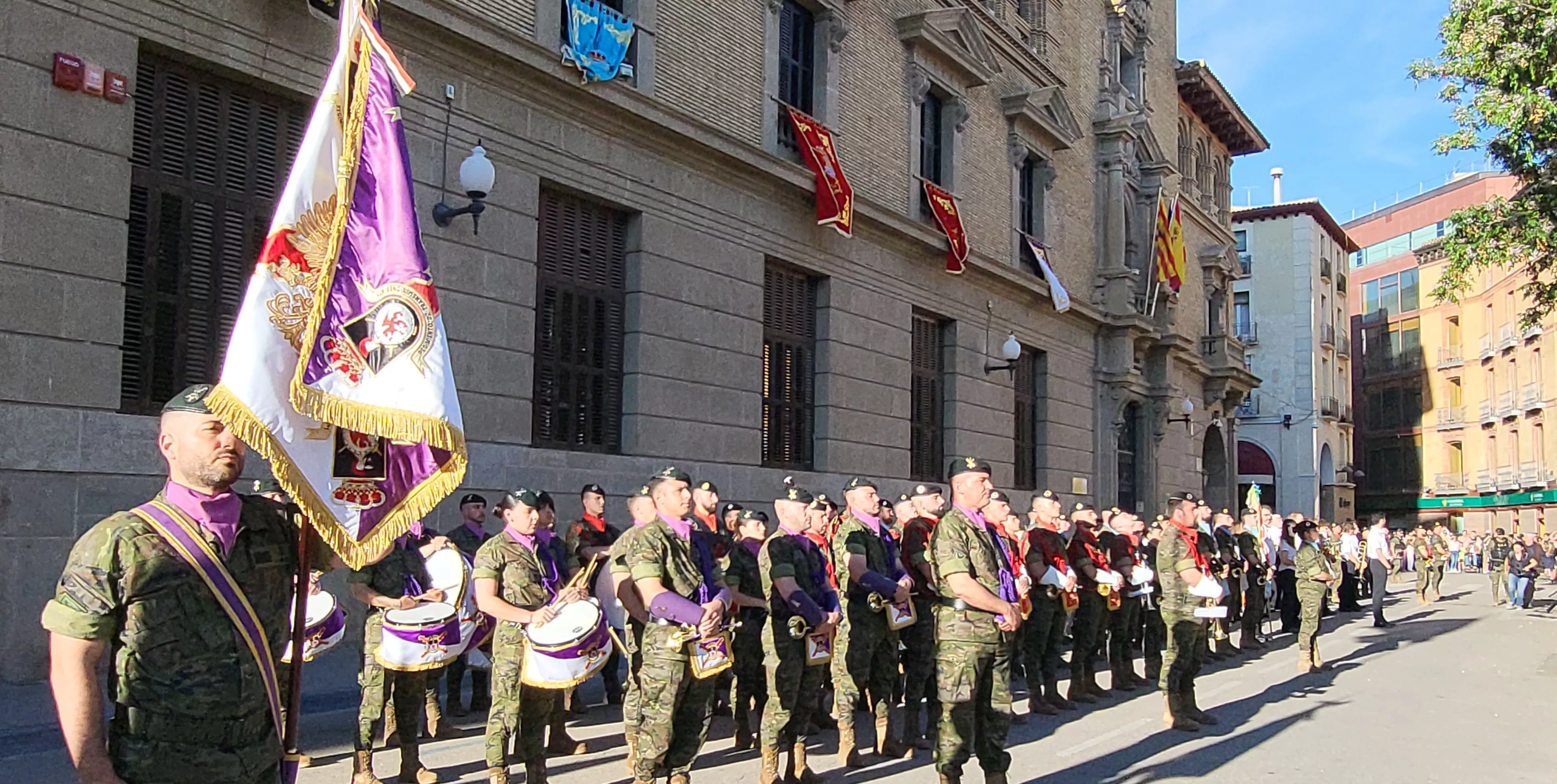 Encuentro de Bandas Militares en Huesca. Foto Mercedes Manterola