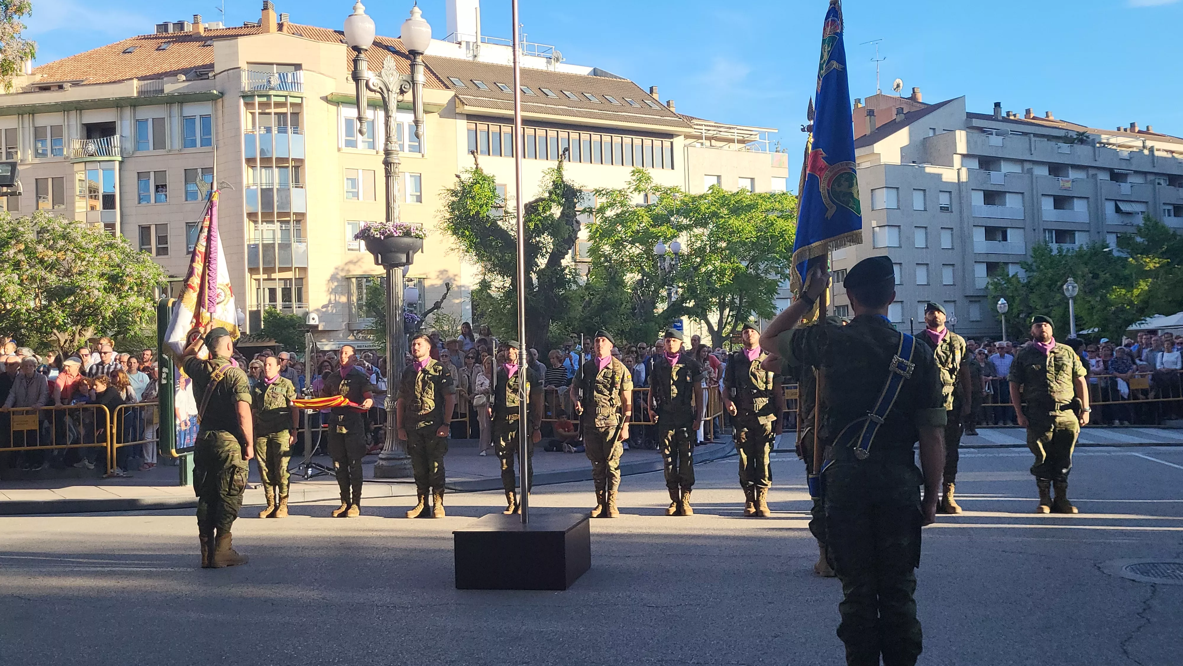 Encuentro de Bandas Militares en Huesca. Foto Mercedes Manterola