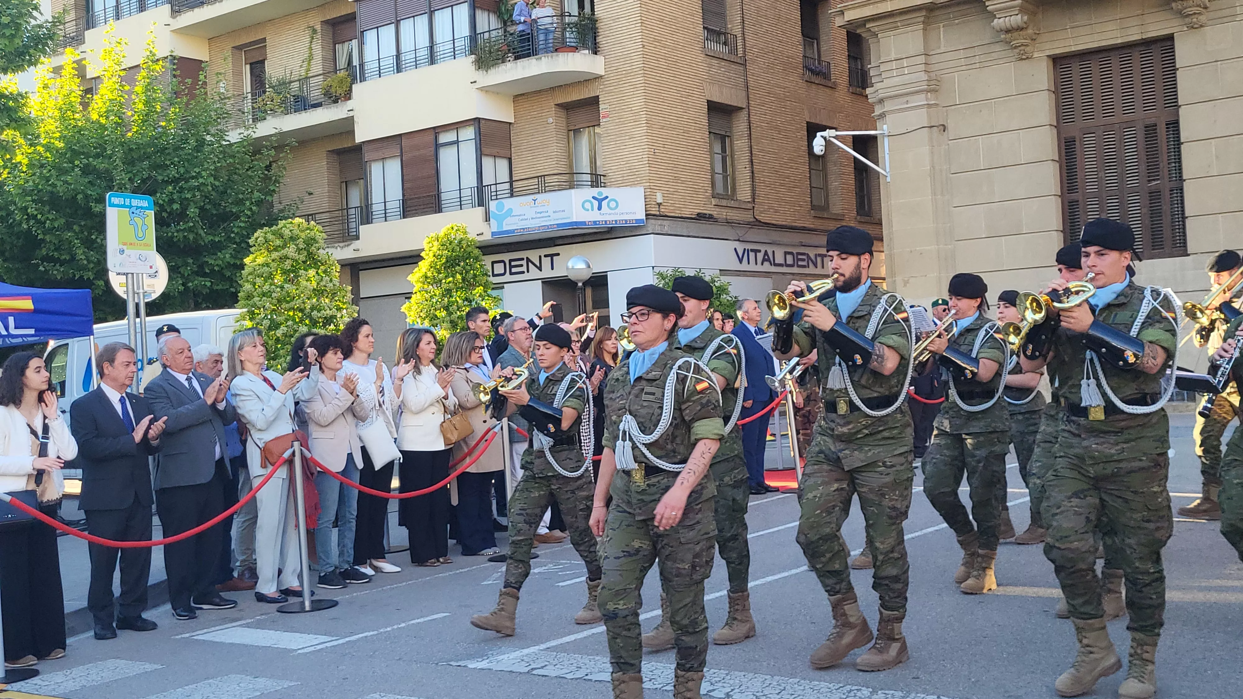 Encuentro de Bandas Militares en Huesca. Foto Mercedes Manterola