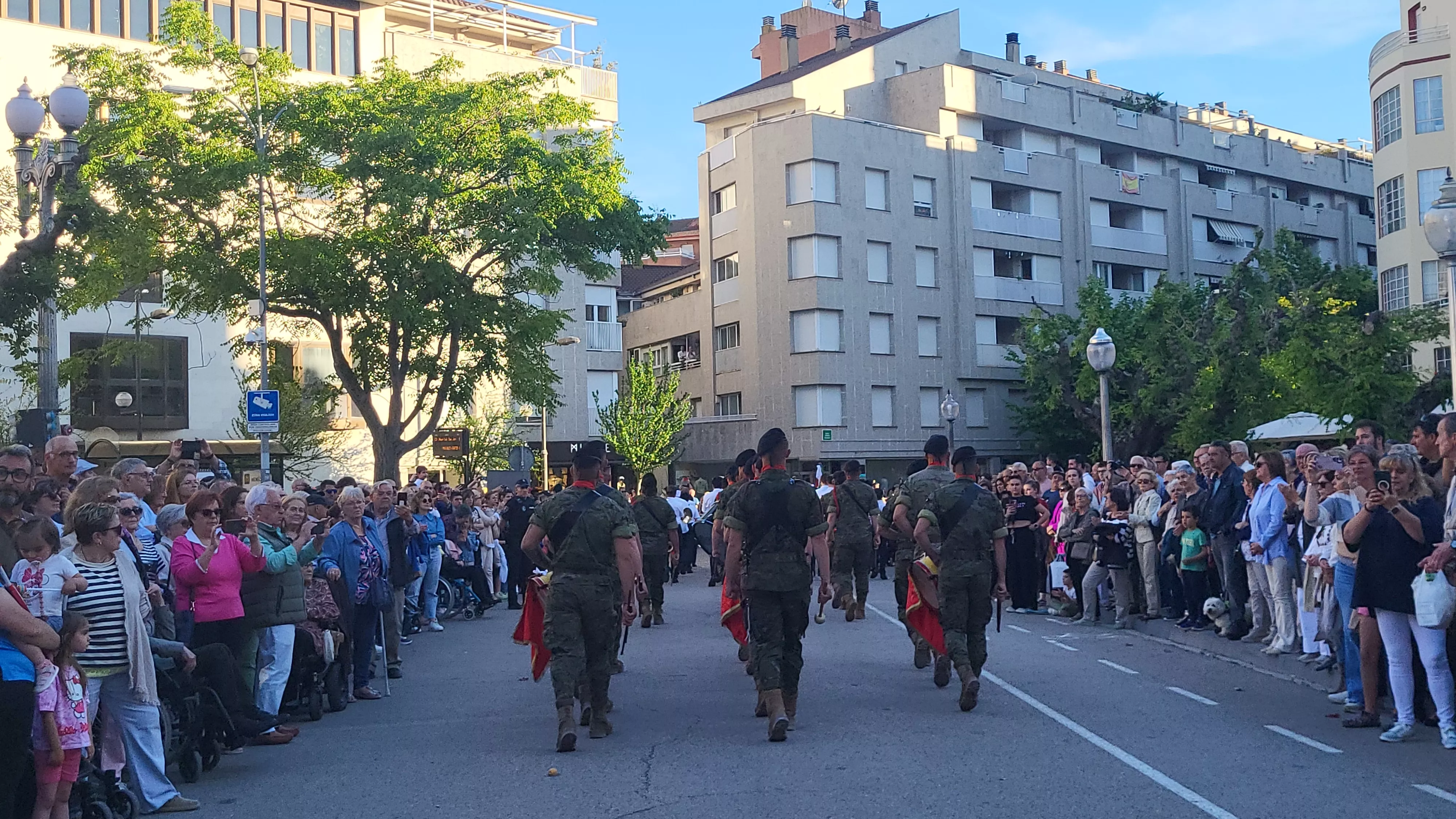 Encuentro de Bandas Militares en Huesca. Foto Mercedes Manterola