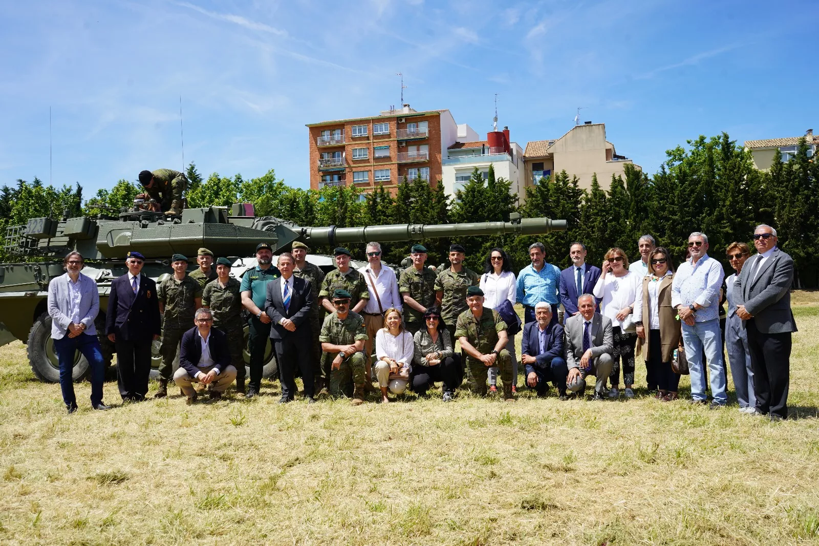 Jornada de Puertas Abiertas con motivo del Día de las Fuerzas Armadas