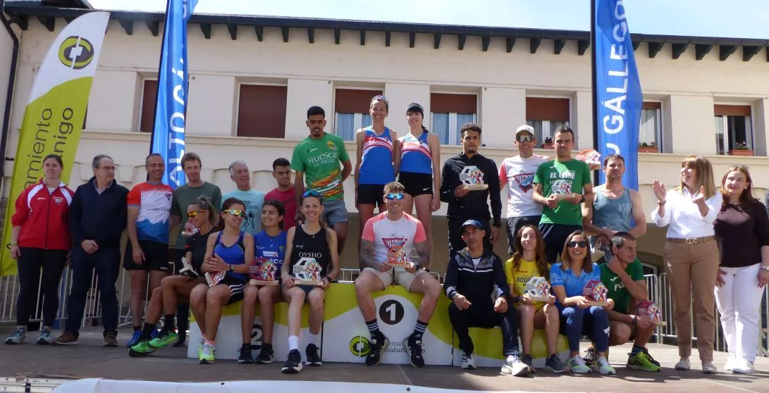 Foto de familia de los premiados. Foto: Andrés Alcaraz