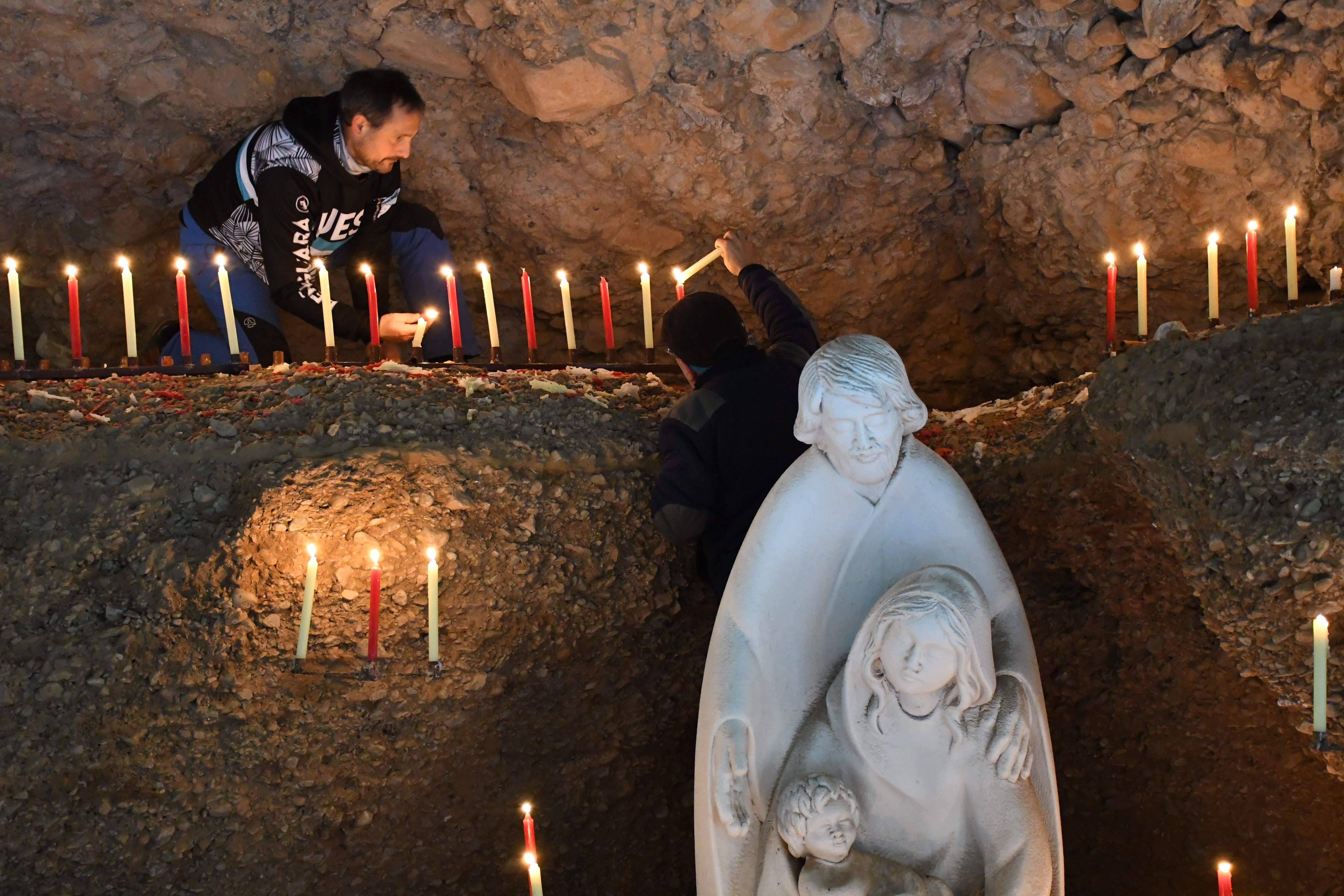 Imágenes del belén de Peña Guara 