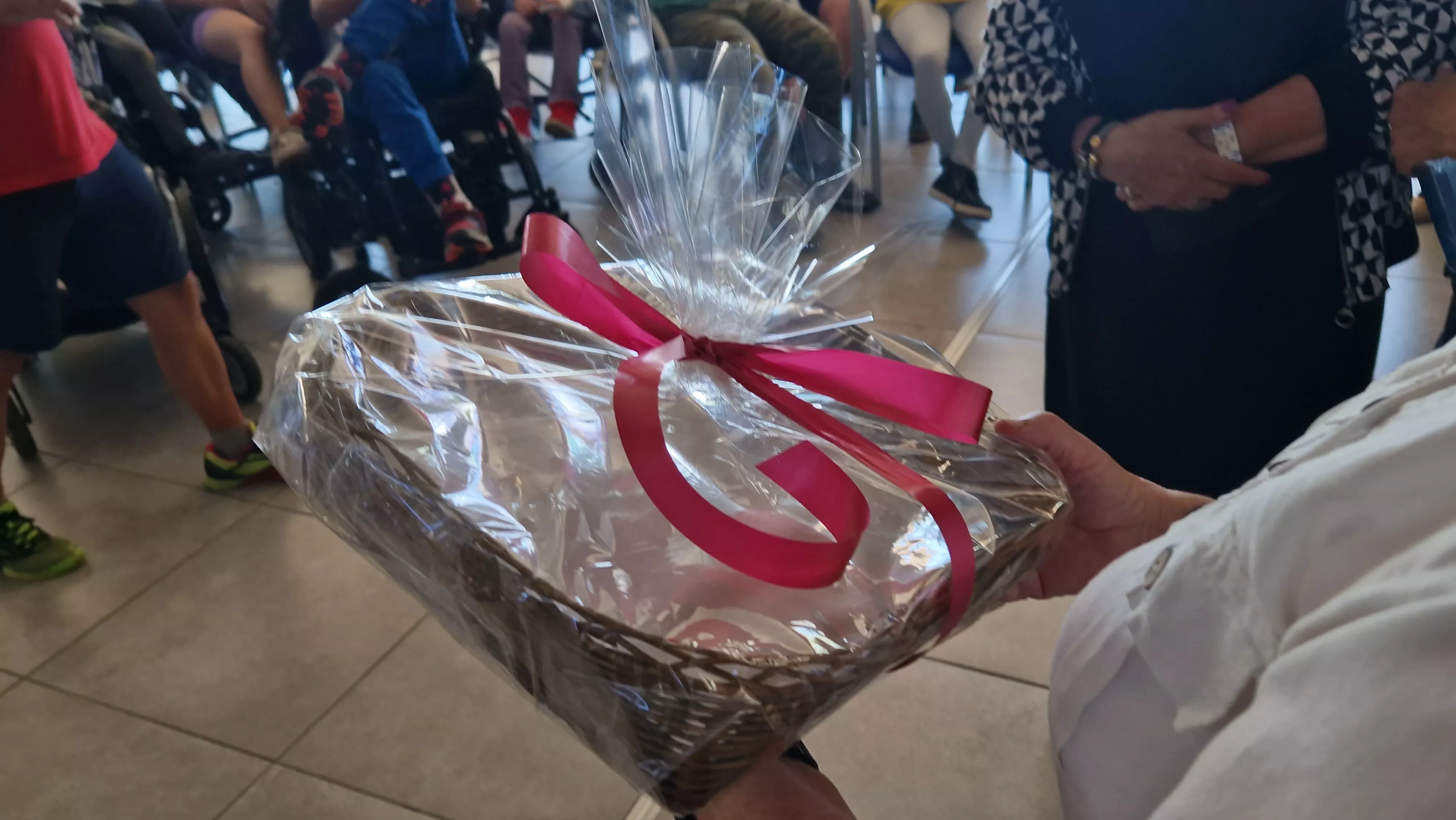 Actuación del Coro de la Universidad Ciudadana en Aspace Huesca. Foto Myriam Martínez