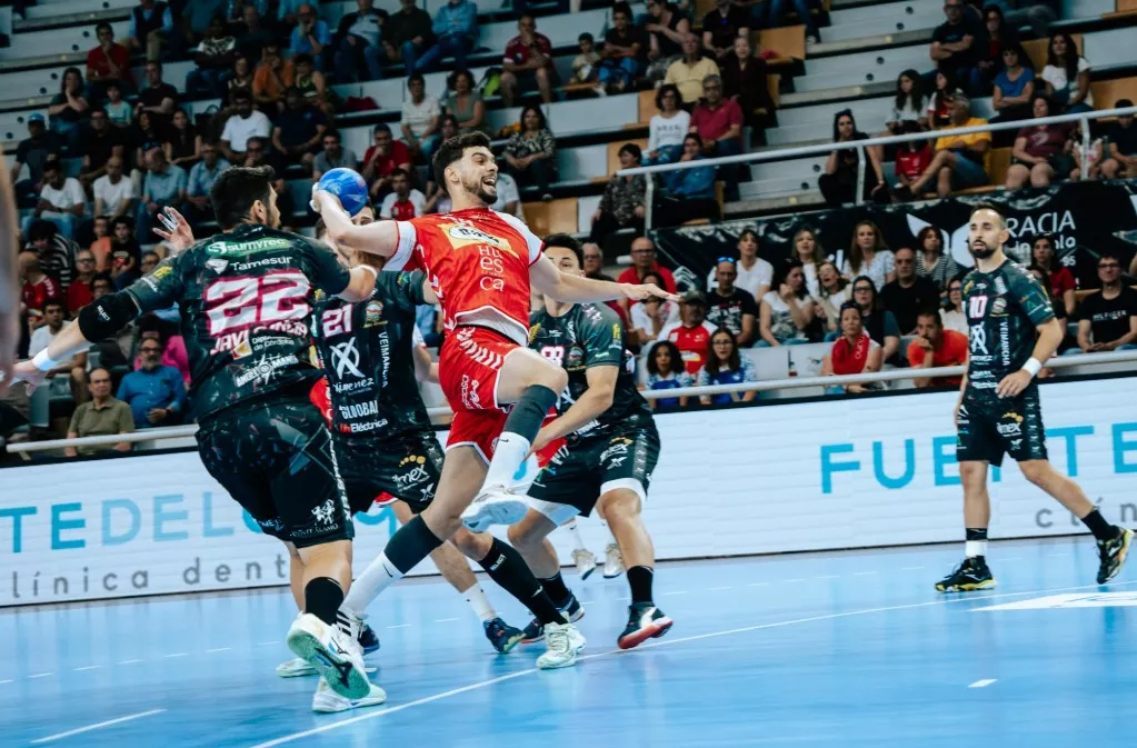Miguel Malo, en un partido con Bada Huesca.
