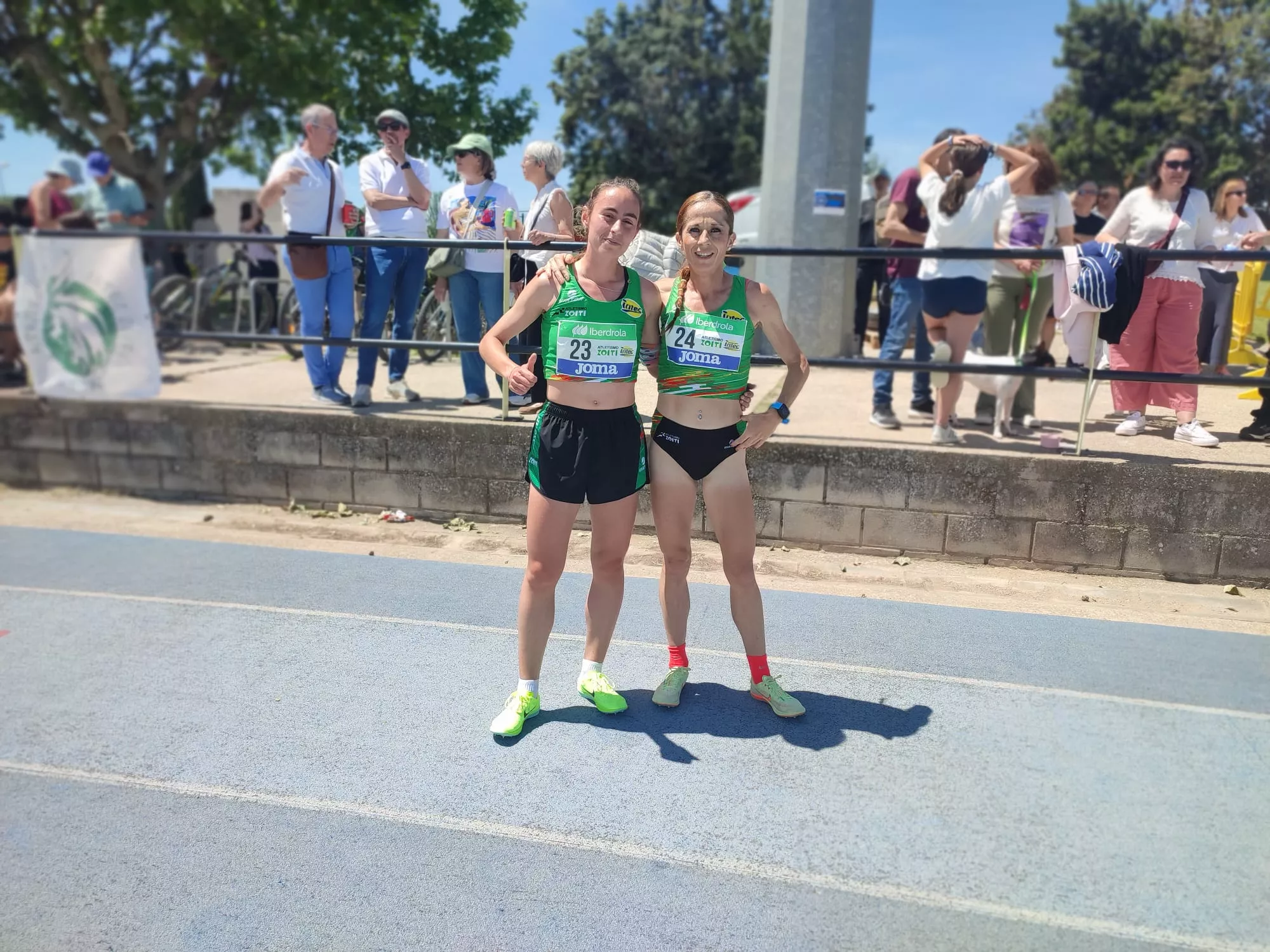 Sandra Labarta y Bea Martínez