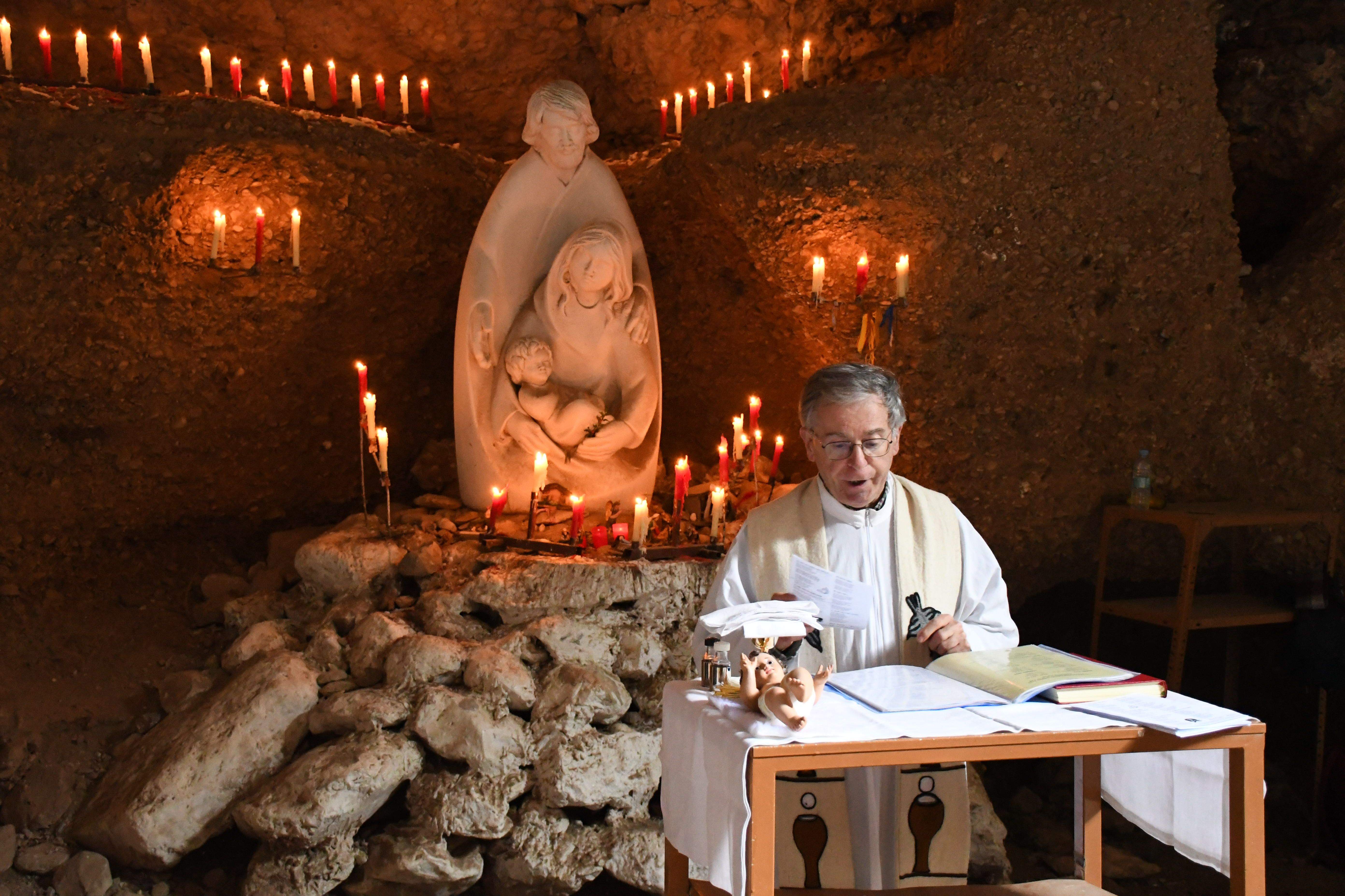 Imágenes del belén de Peña Guara 