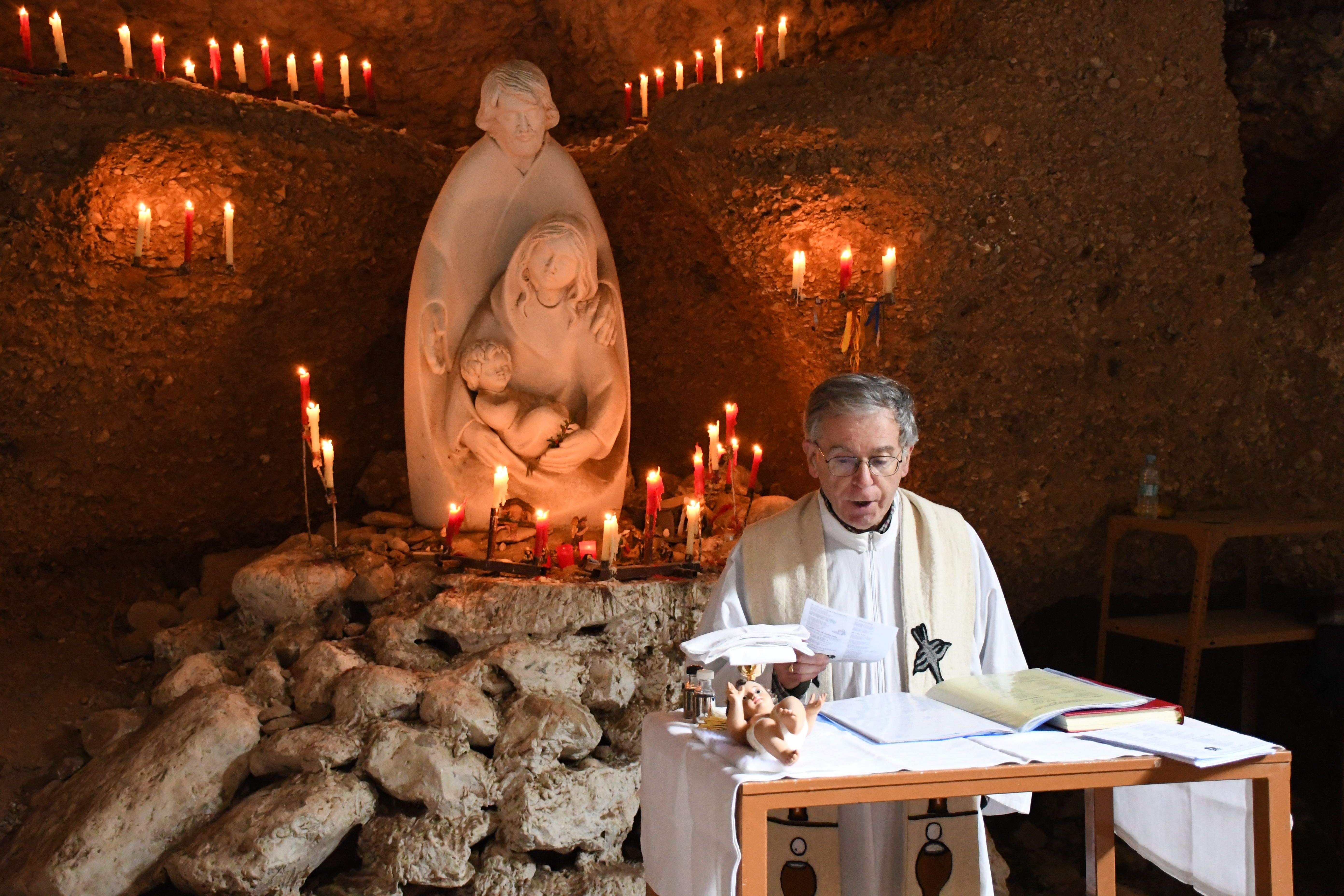 Imágenes del belén de Peña Guara 