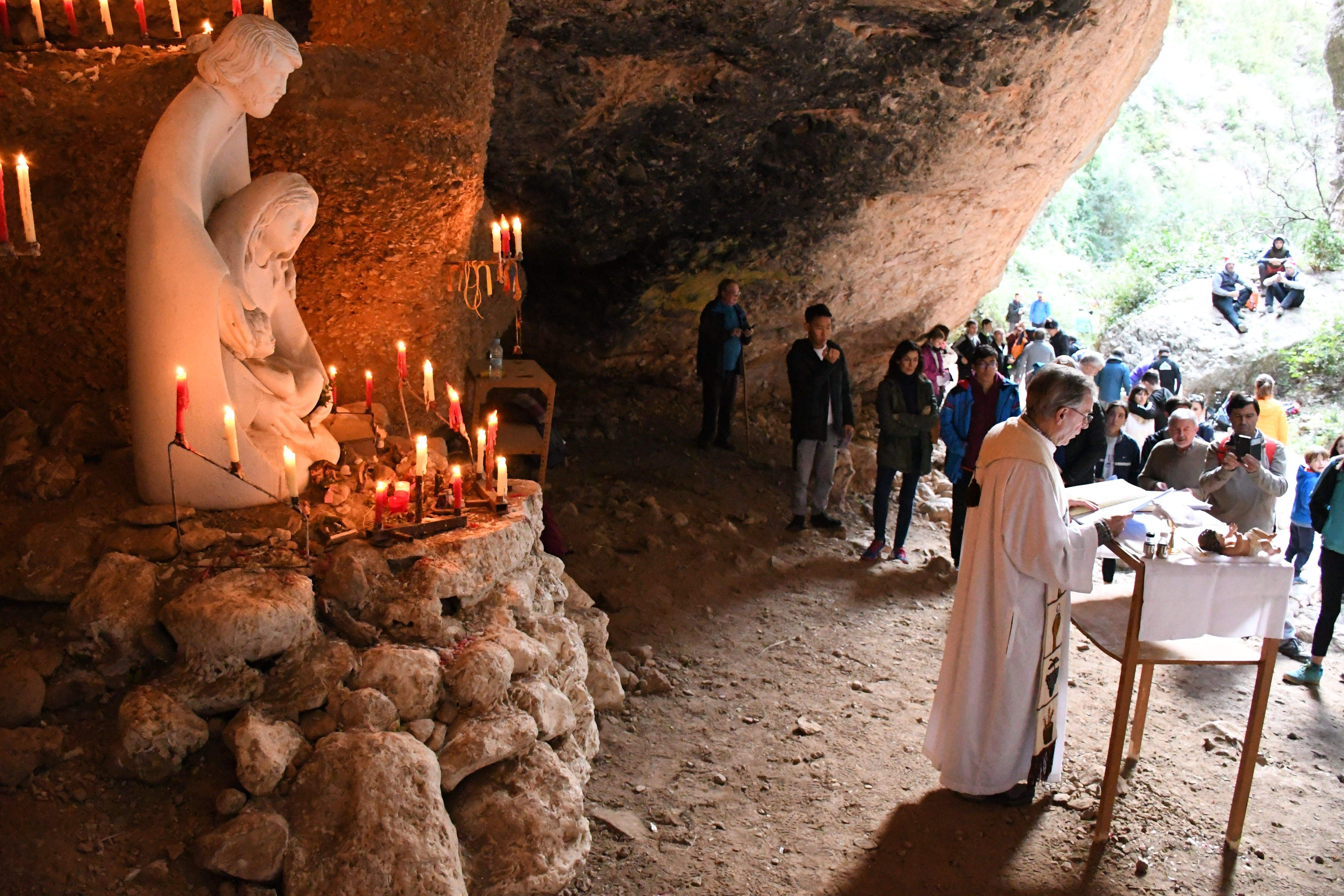 Imágenes del belén de Peña Guara 
