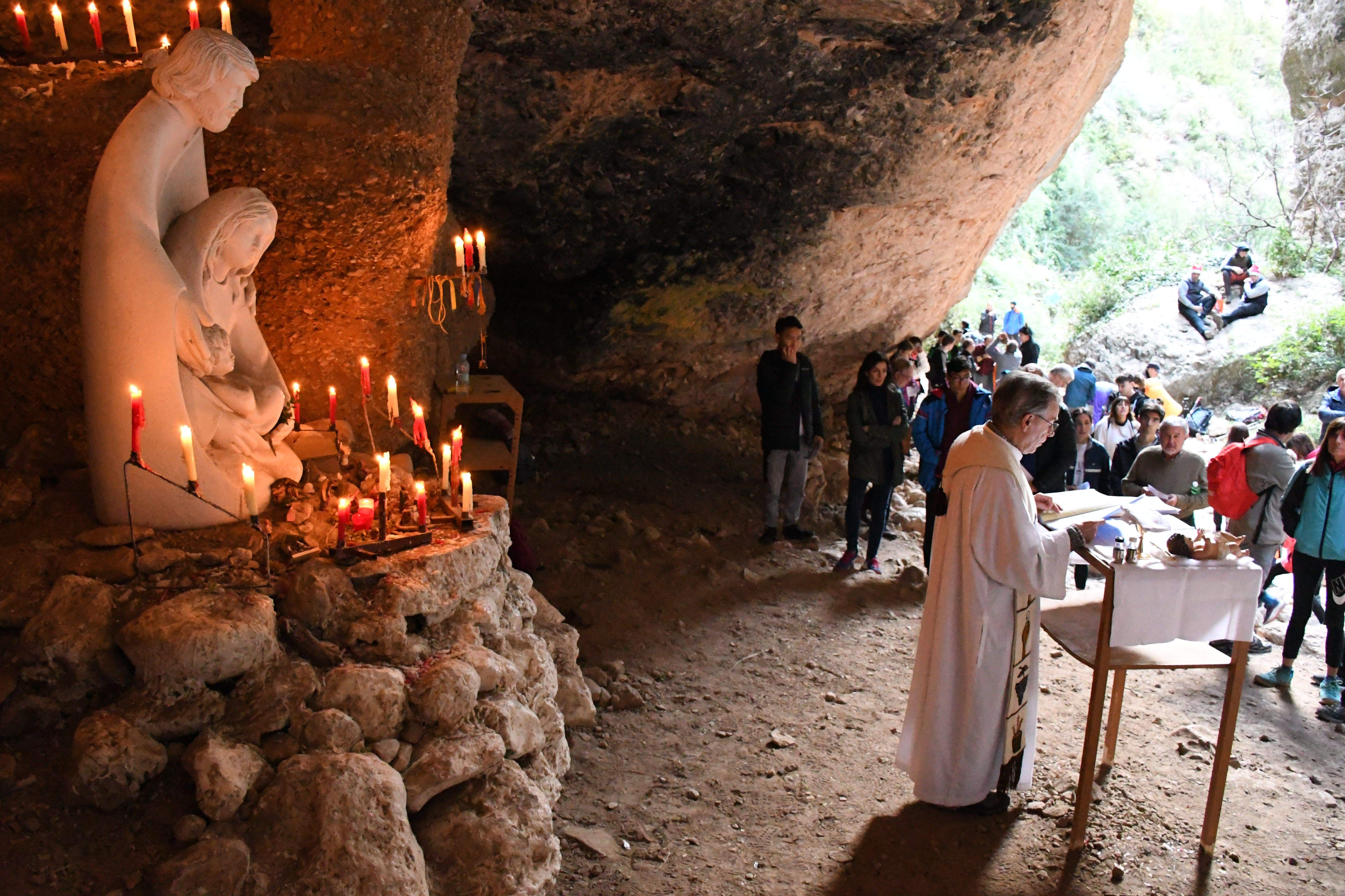 Imágenes del belén de Peña Guara 