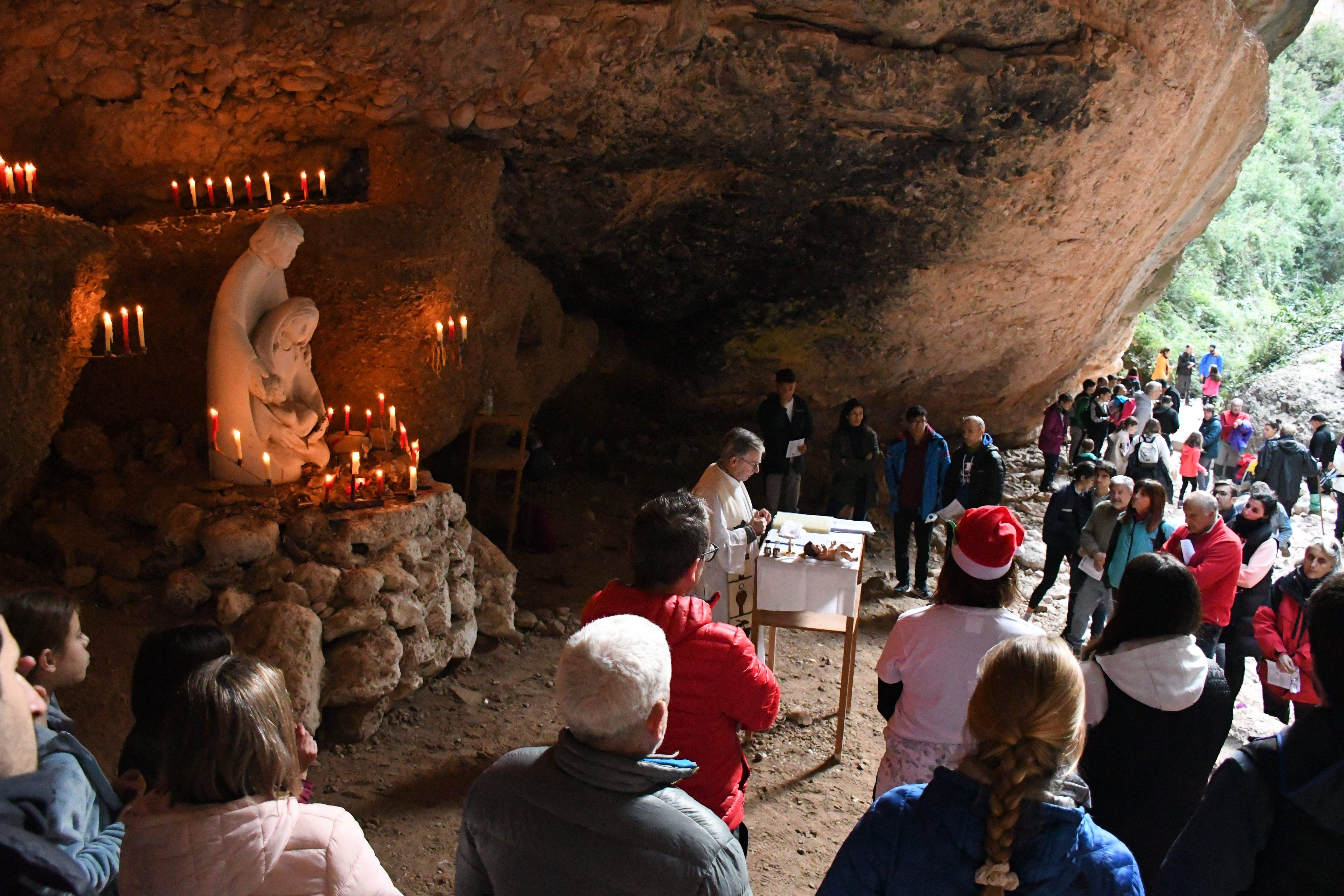 Imágenes del belén de Peña Guara 