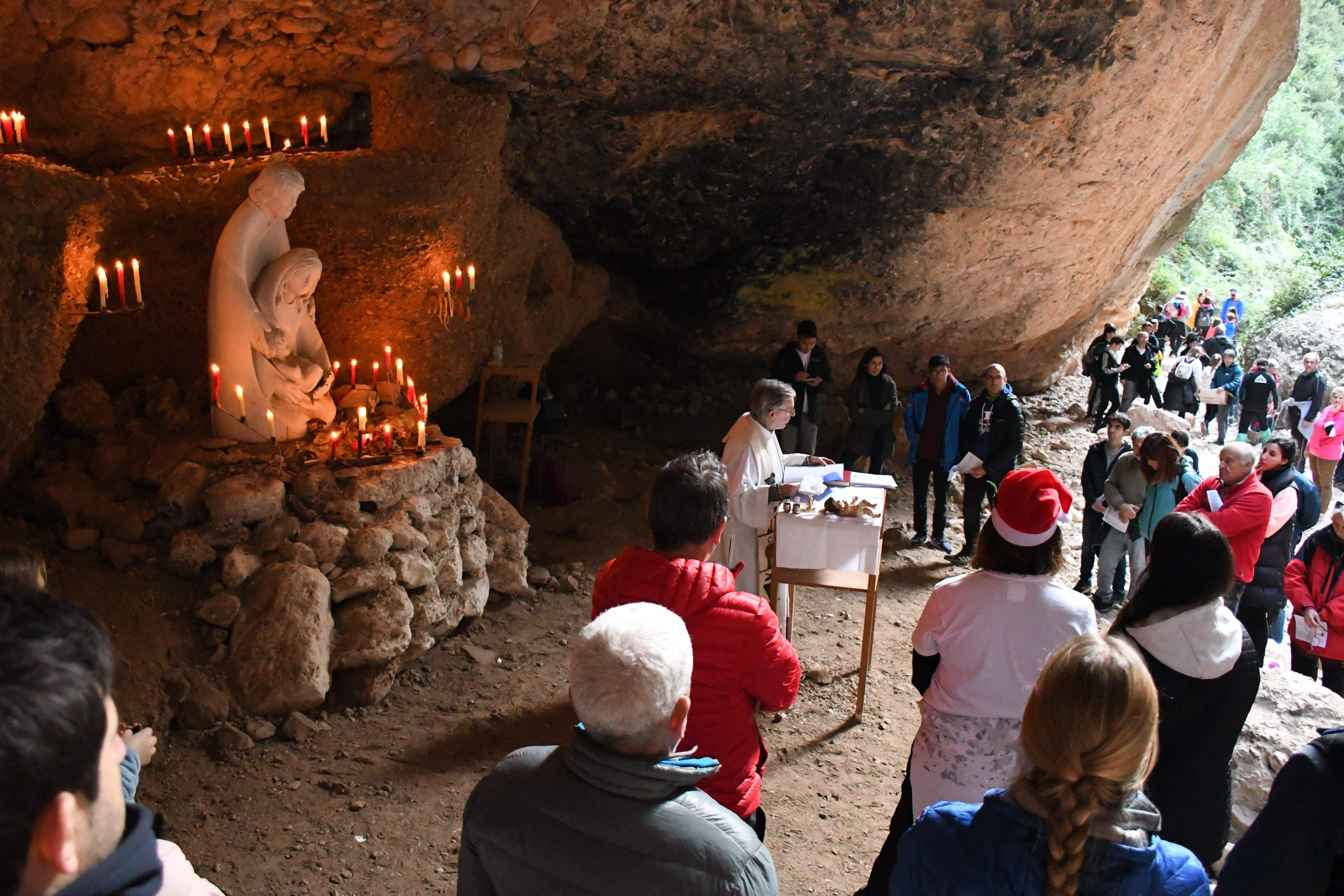 Imágenes del belén de Peña Guara 
