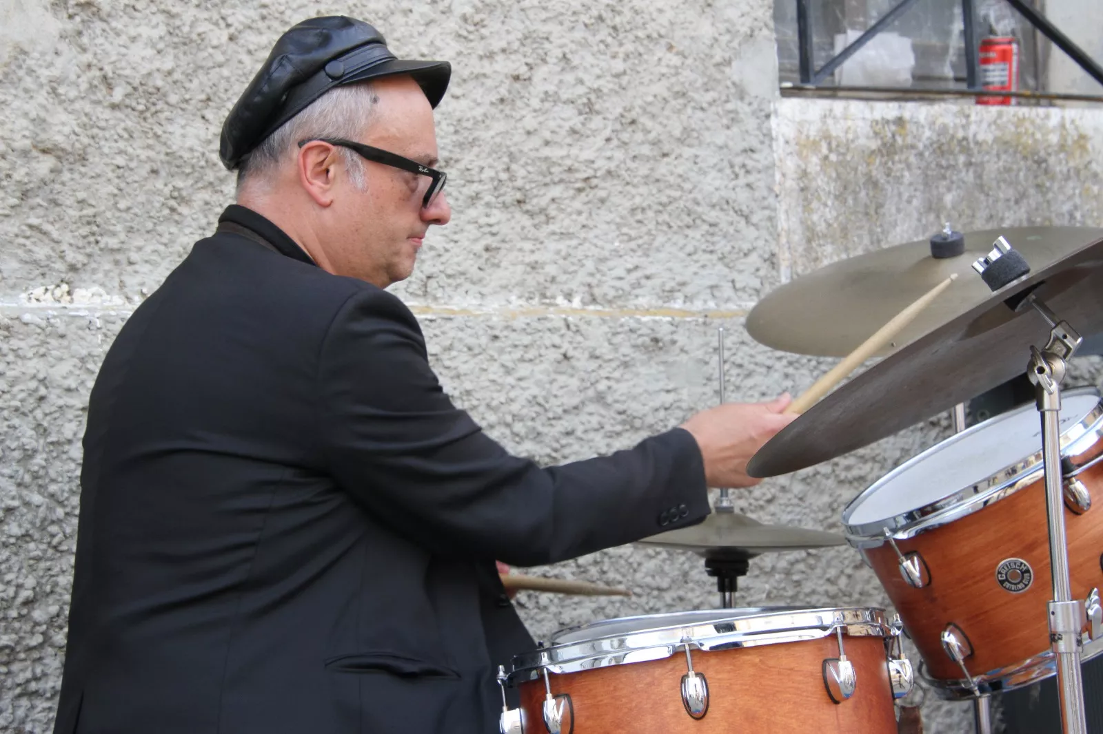 Celebración de Redoladas en Buñuales con Pixie Dixie. Foto Carlos Neofato