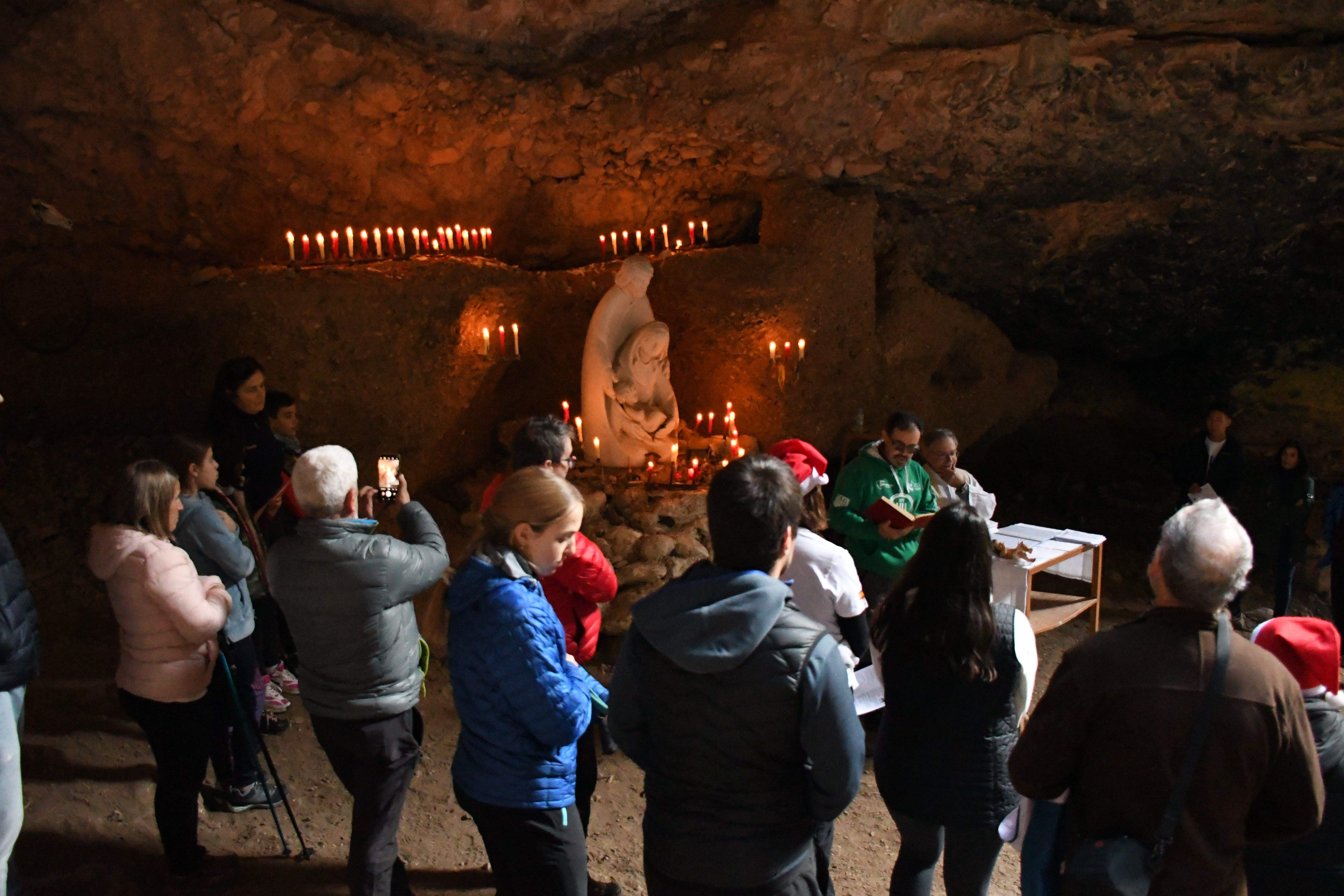 Imágenes del belén de Peña Guara 