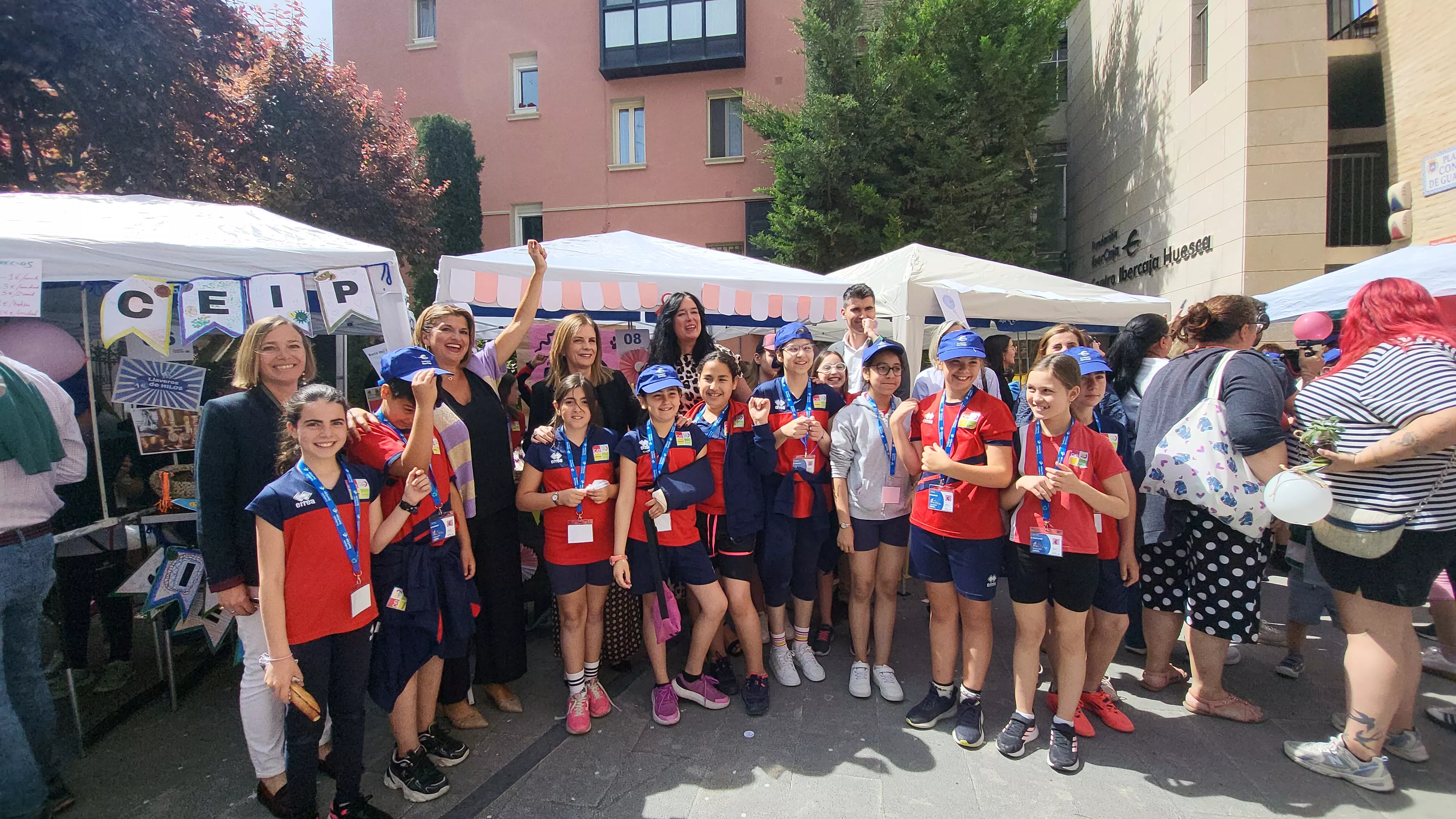 Mercado de Cooperativas Escolares en el centro Fundación Ibercaja. Foto Mercedes Manterola