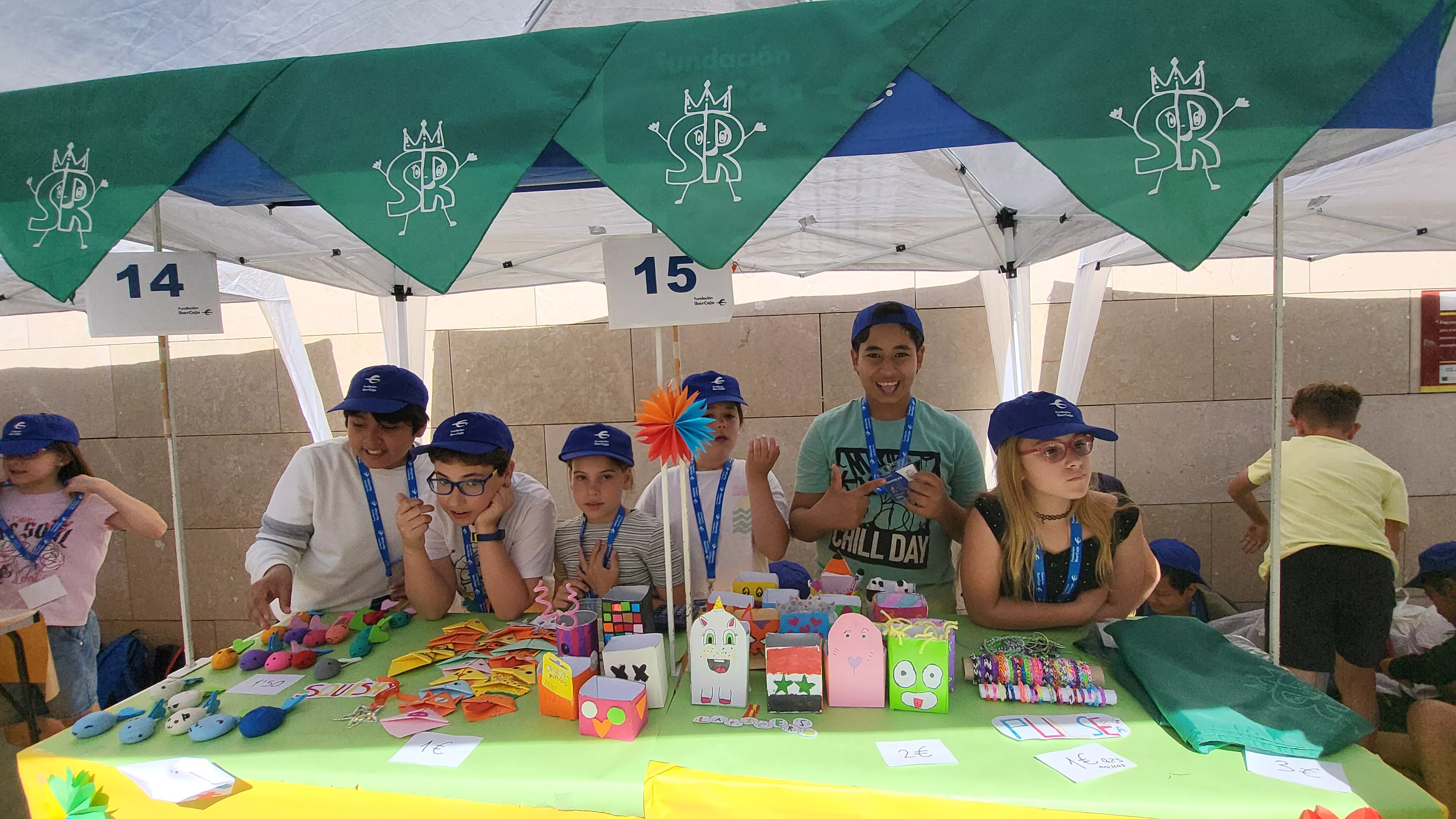 Mercado de Cooperativas Escolares en el centro Fundación Ibercaja. Foto Mercedes Manterola