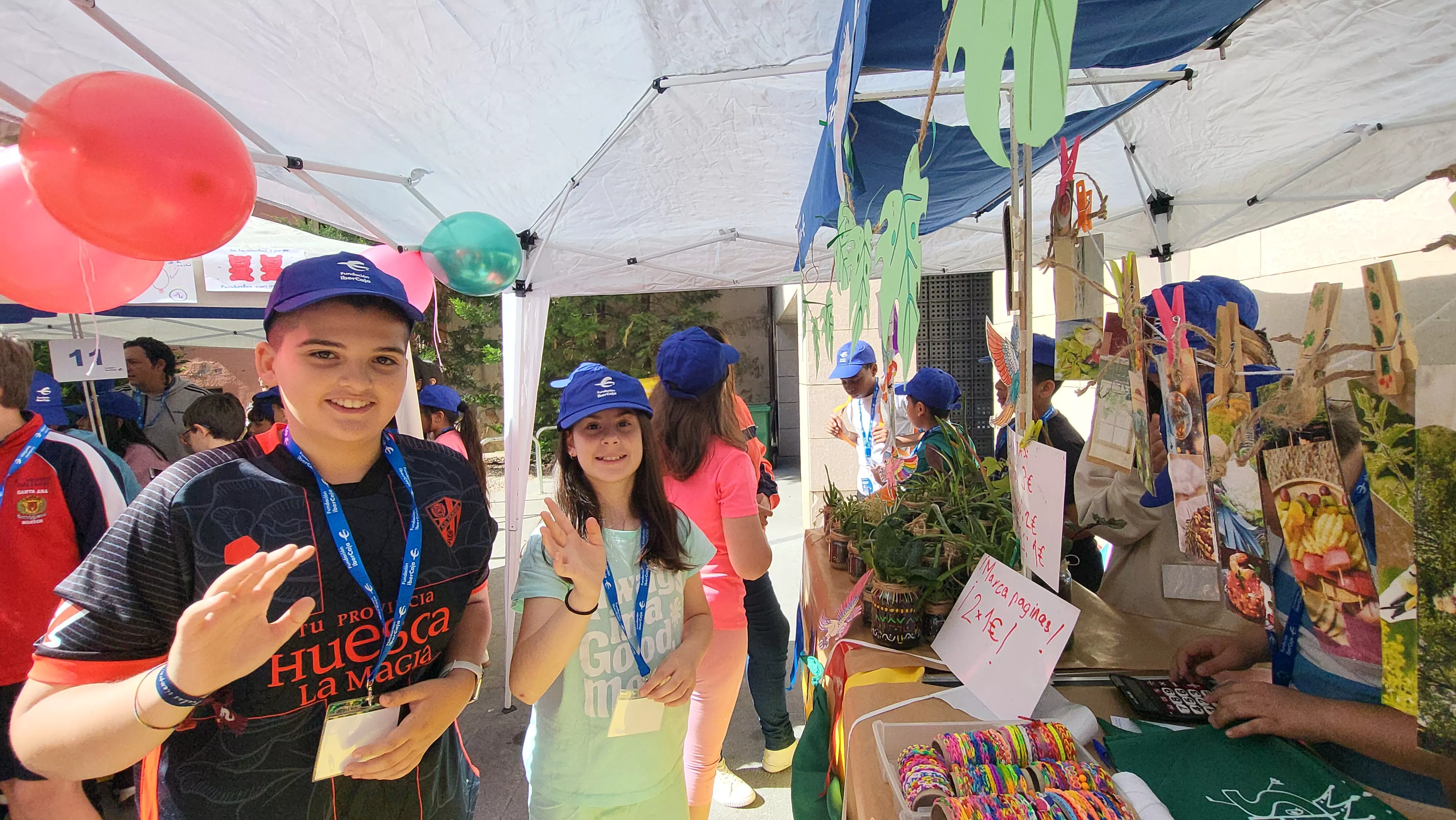 Mercado de Cooperativas Escolares en el centro Fundación Ibercaja. Foto Mercedes Manterola