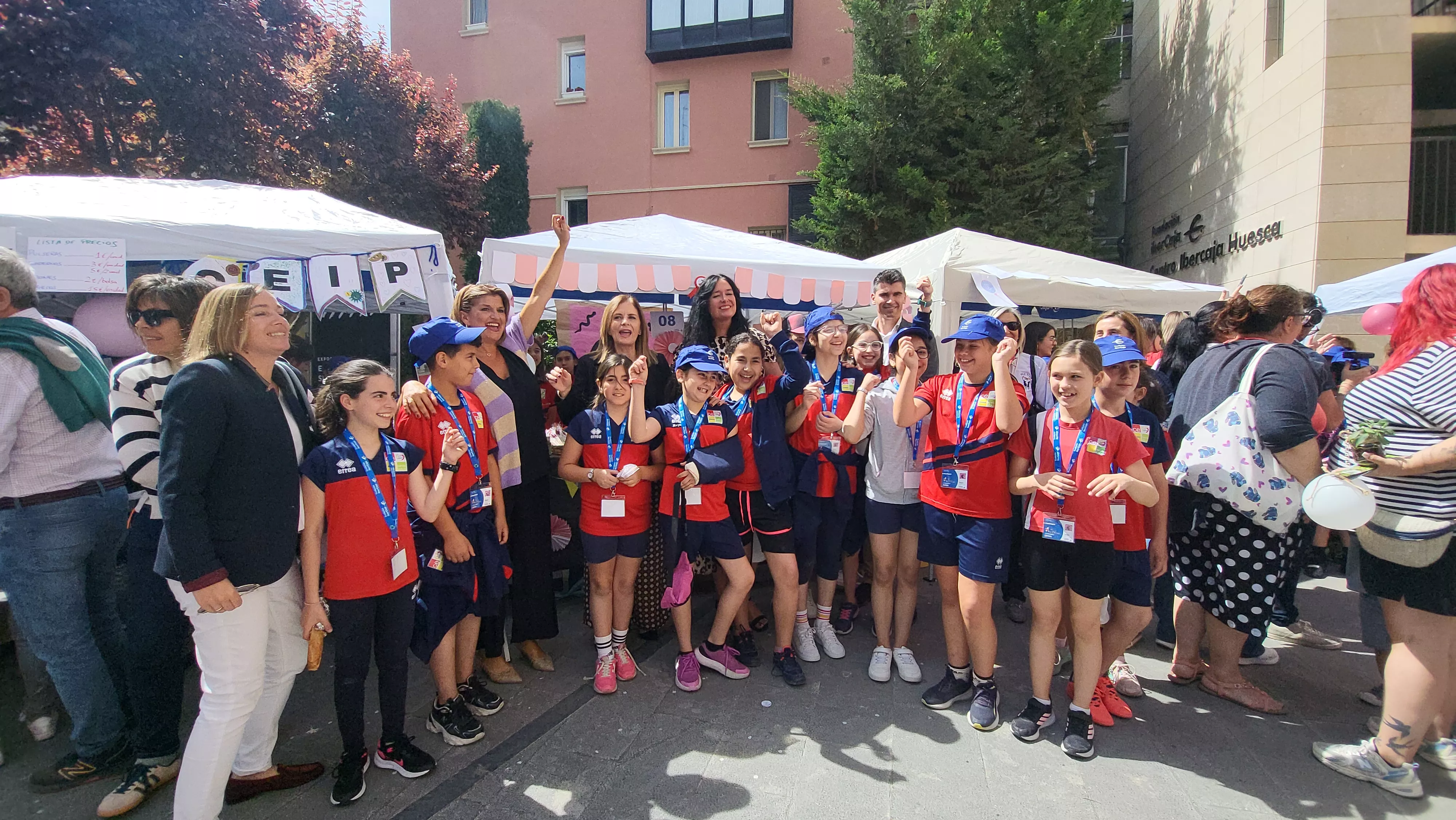 Mercado de Cooperativas Escolares en el centro Fundación Ibercaja. Foto Mercedes Manterola