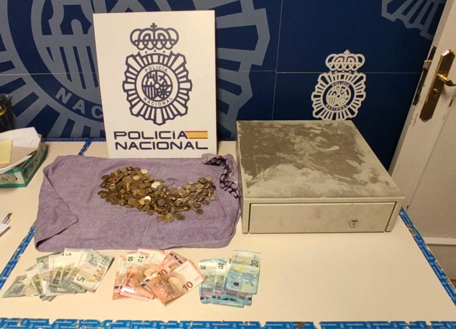 Material Incautado por la Policía Nacional de Jaca.