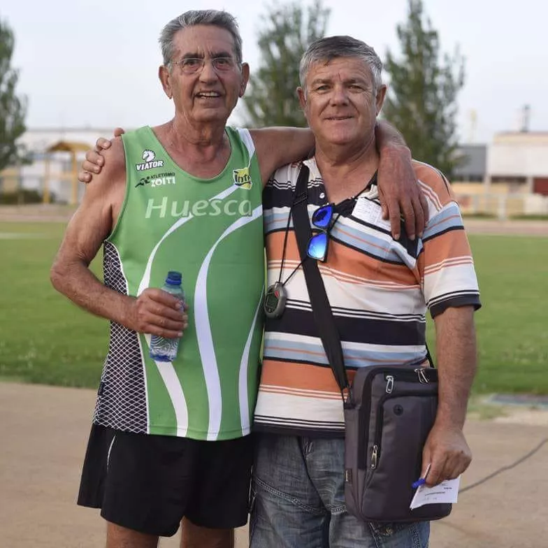 José Armisén junto con José Luis Castán el día que batió el récord de España de marcha M75