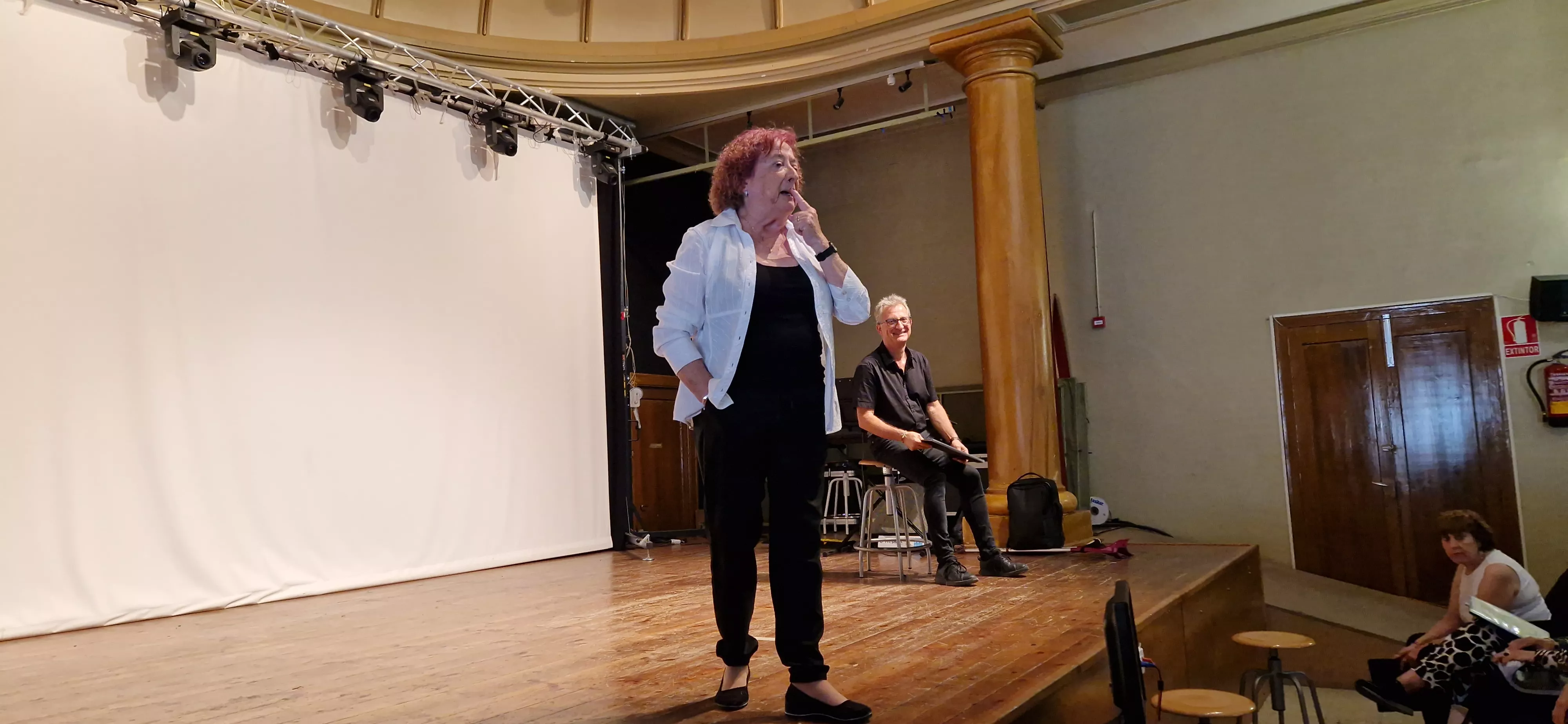 Coro de Profesores del IES Ramón y Cajal y el Coro de la Universidad Ciudadana. Foto Myriam Martínez