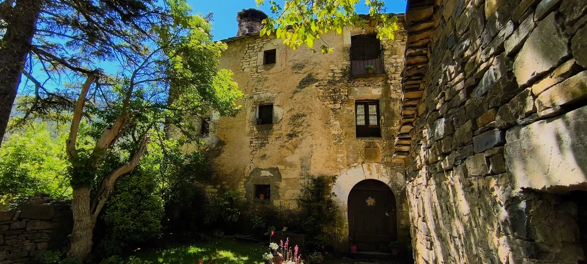Excursión de  Deporte y Salud+55 por ermitas del Serrablo. Foto Joaquín Santafé