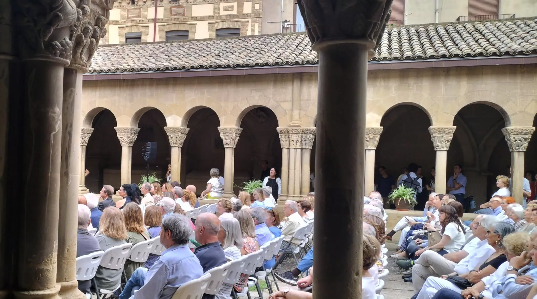 Homenaje a los Reyes de Aragón. Foto Carlos Jalle