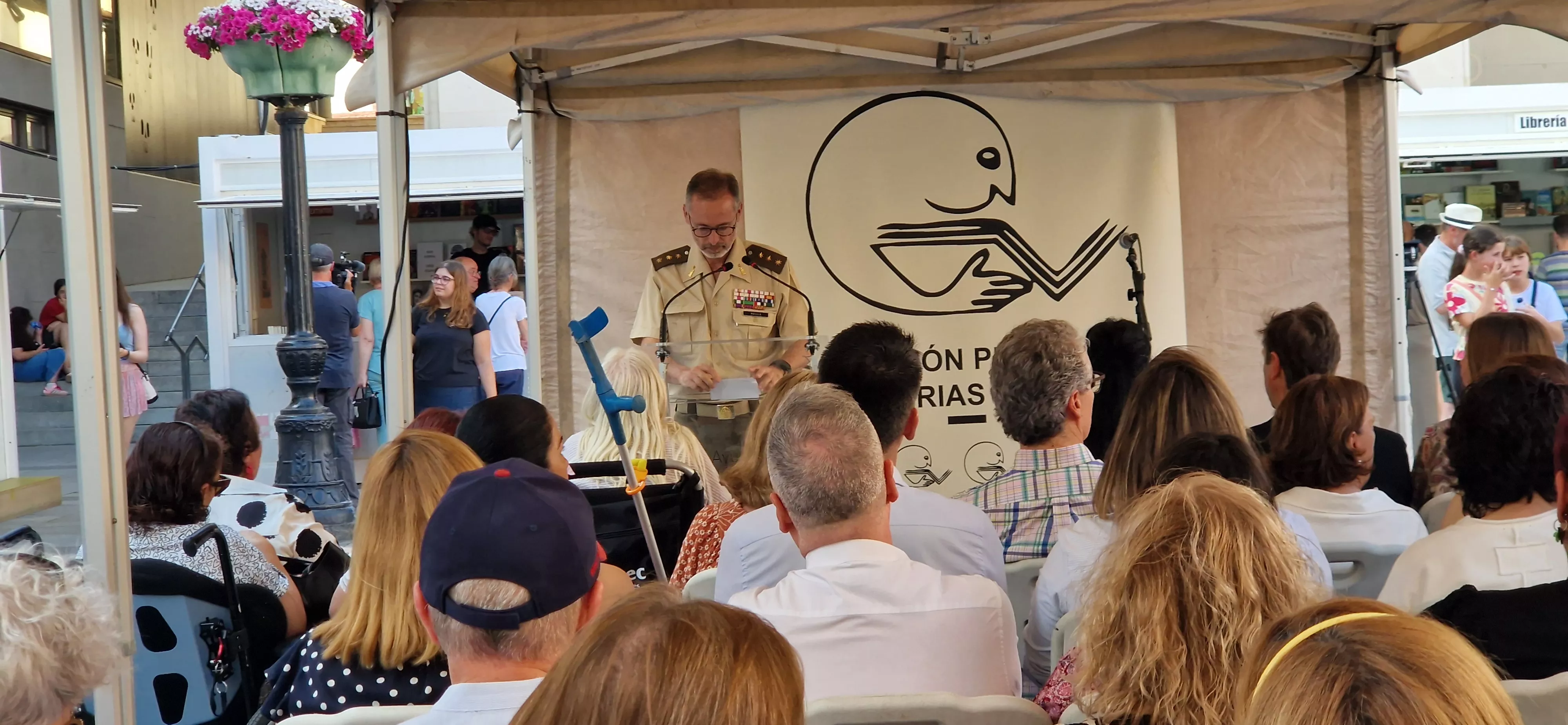 Inauguración de la 41 Feria del Libro de Huesca. Foto Myriam Martínez