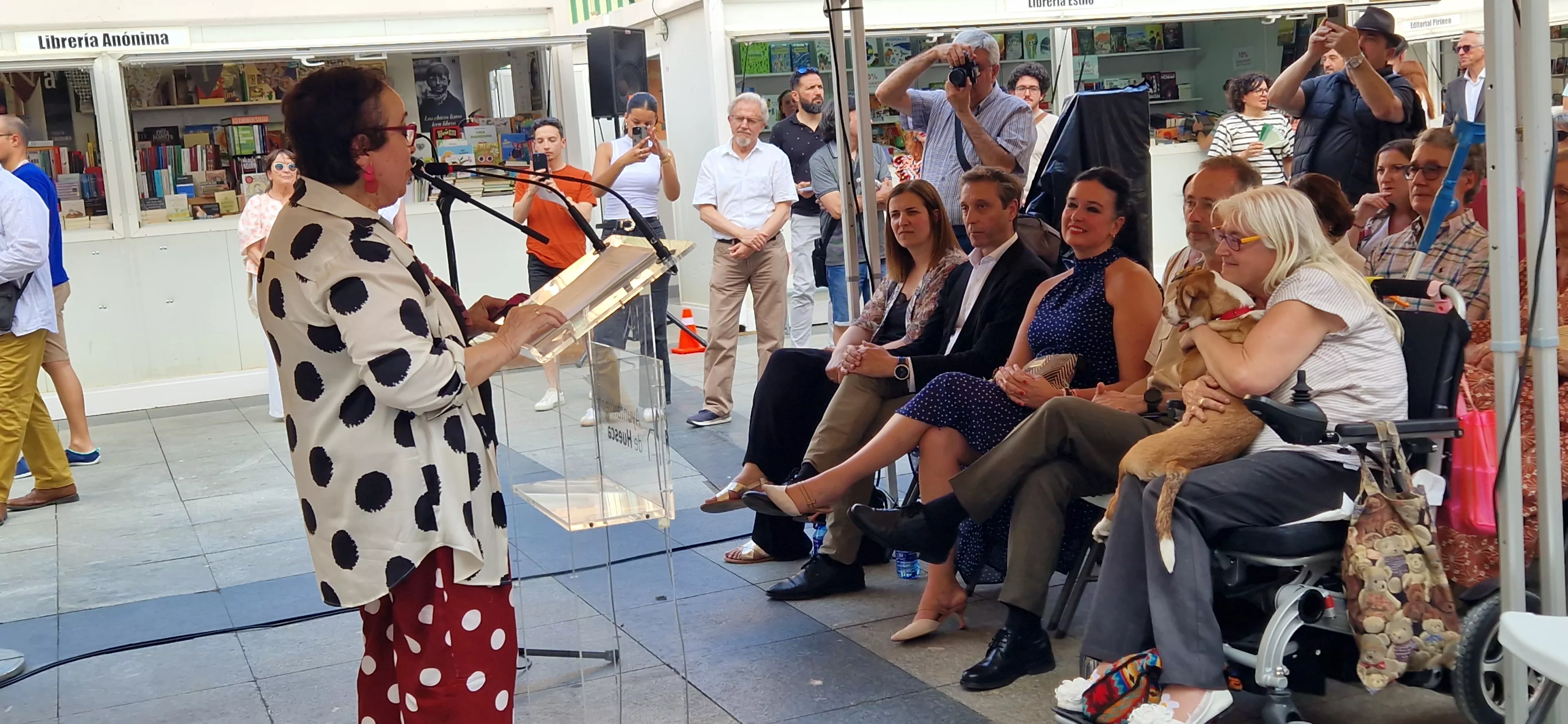Inés Plana. Inauguración de la 41 Feria del Libro de Huesca. Foto Myriam Martínez
