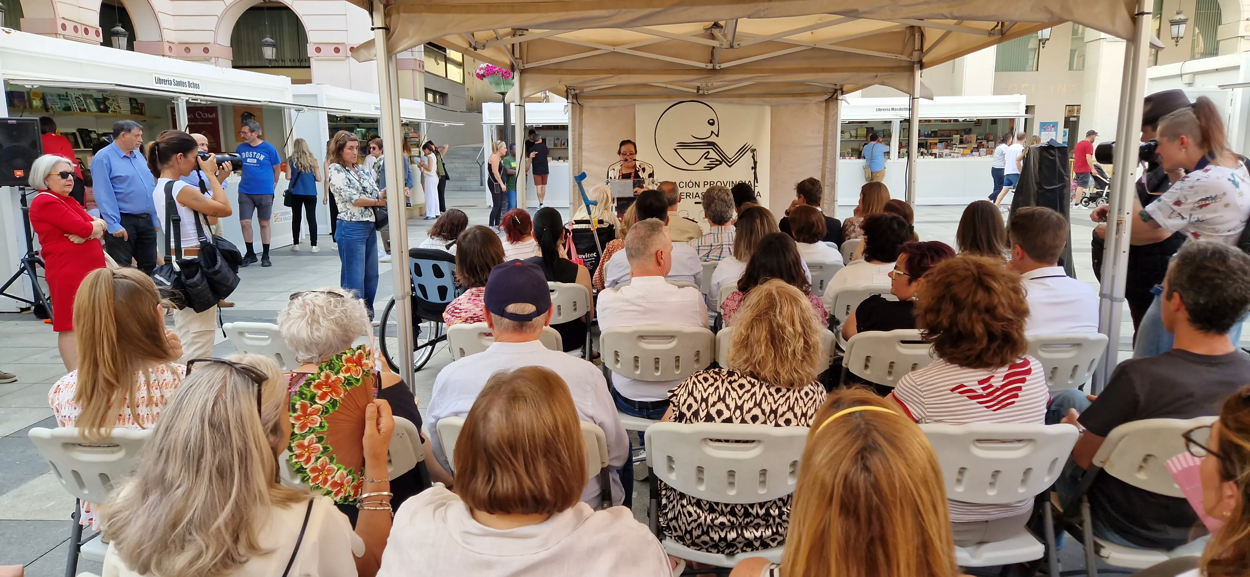Inauguración de la 41 Feria del Libro de Huesca. Foto Myriam Martínez