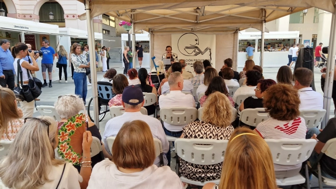 Inauguración de la 41 Feria del Libro de Huesca. Foto Myriam Martínez