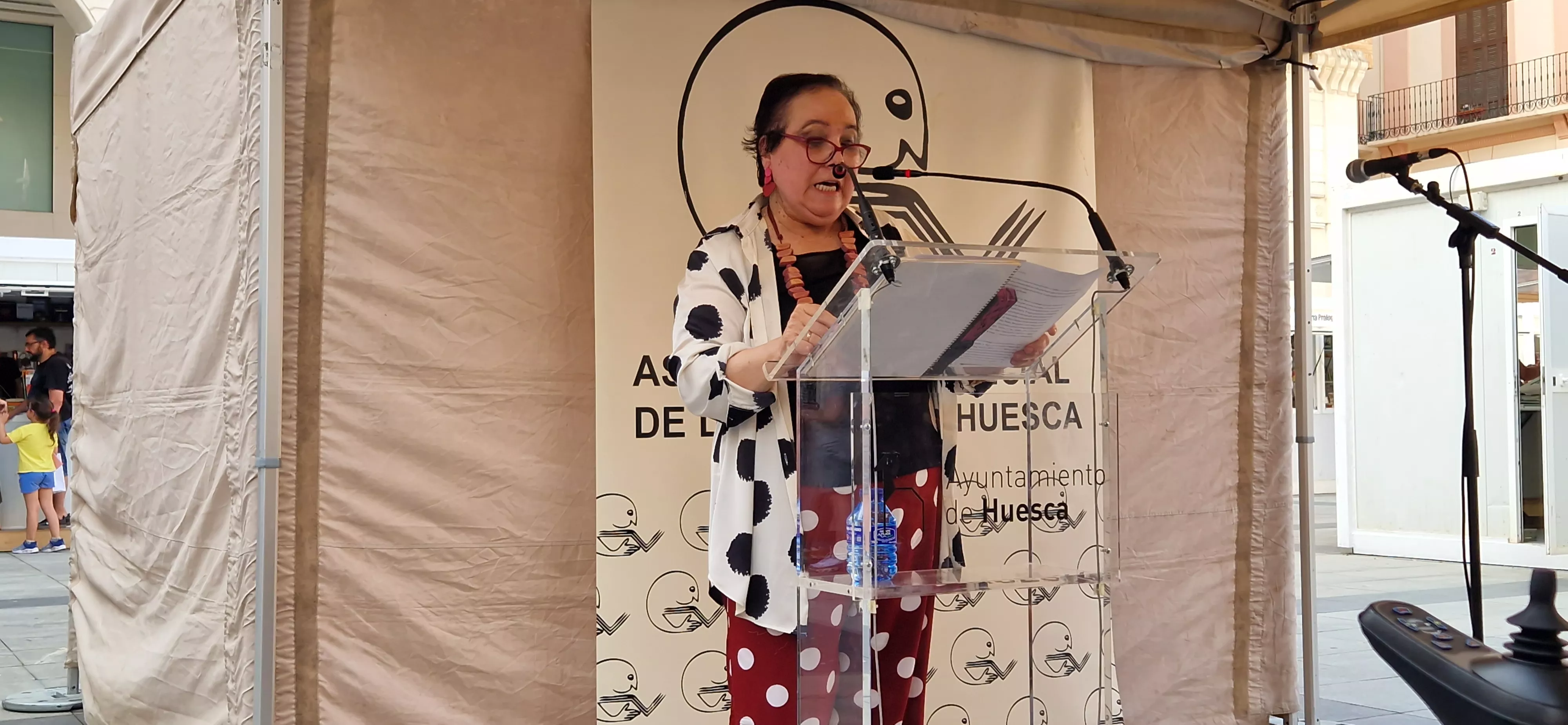 Inés Plana.Inauguración de la 41 Feria del Libro de Huesca. Foto Myriam Martínez