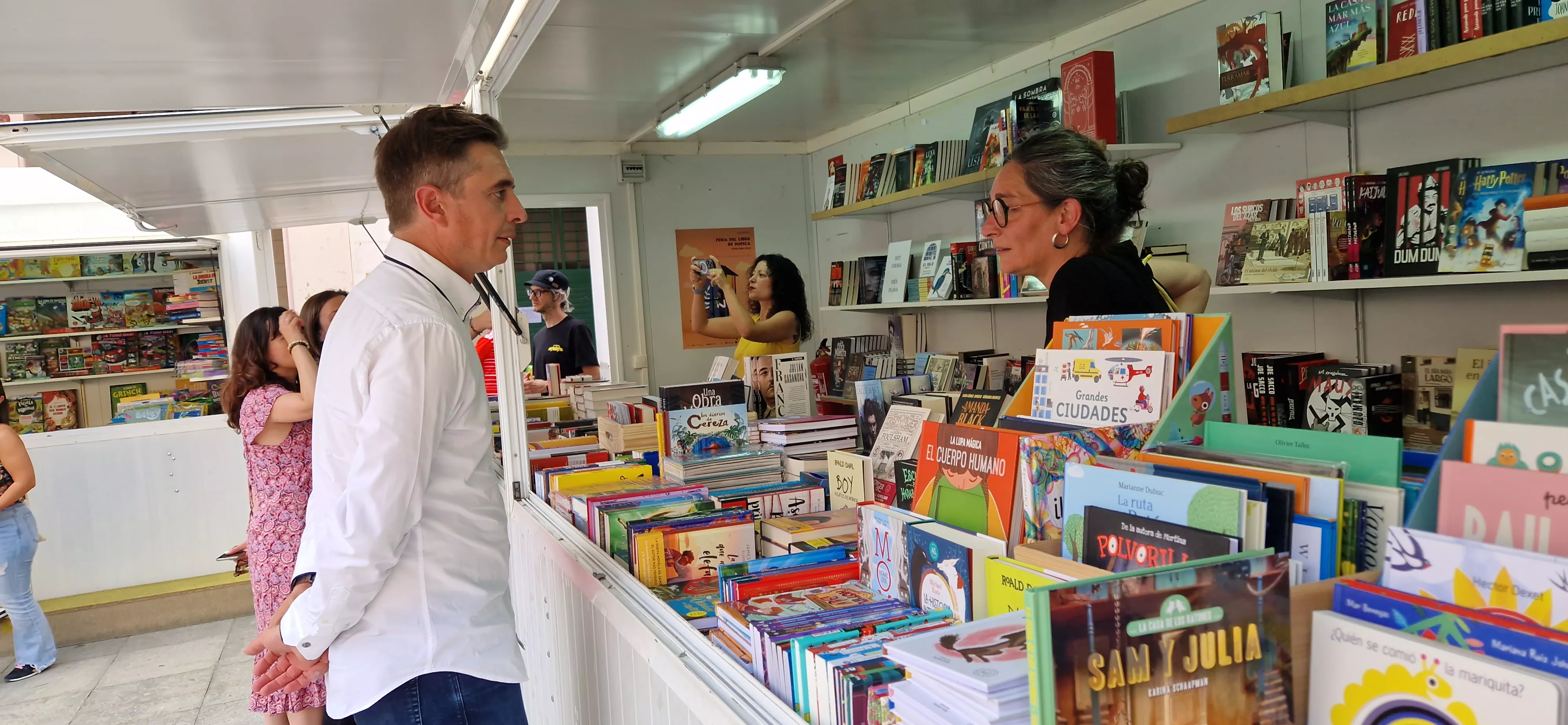 Inauguración de la 41 Feria del Libro de Huesca. Foto Myriam Martínez