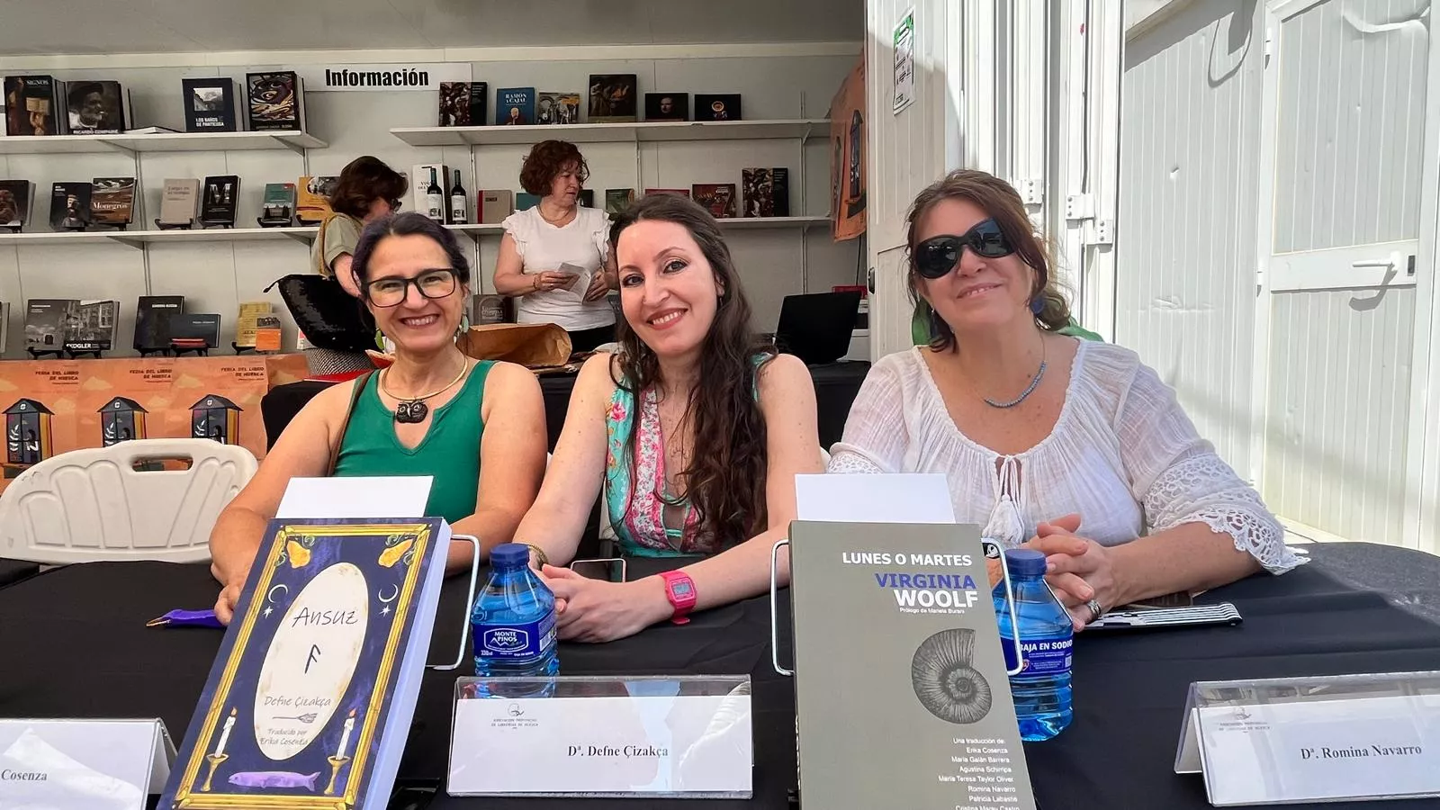 Jornada de sábado en la Feria del Libro de Huesca. Foto Mercedes Manterola