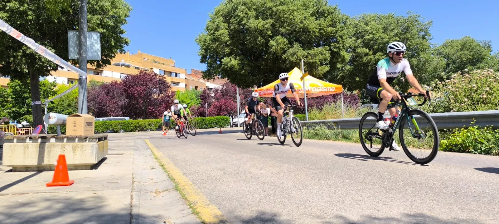 Carrera ciclista del Grial. Foto Joaquín Santafé