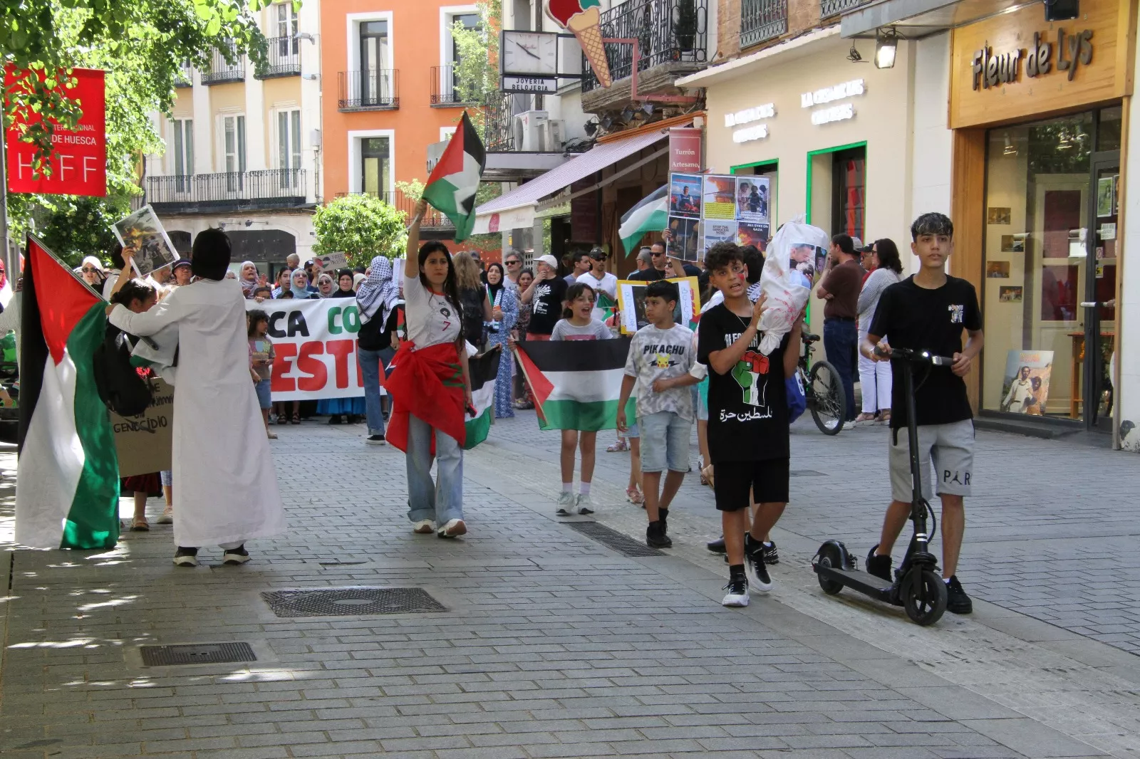  Manifestación convocada por 'Huesca con Palestina'. Foto Carlos Neofato