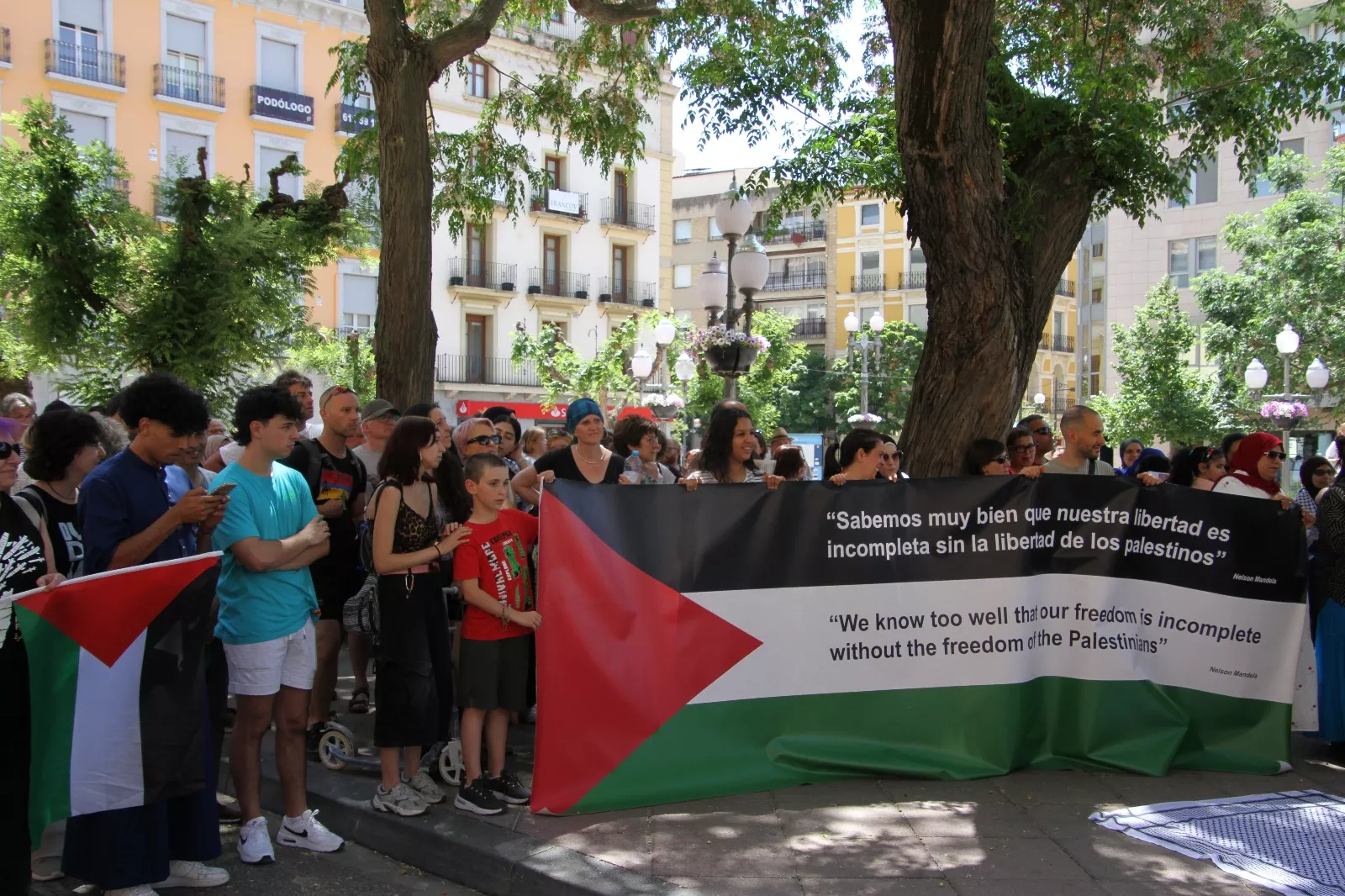  Manifestación convocada por 'Huesca con Palestina'. Foto Carlos Neofato