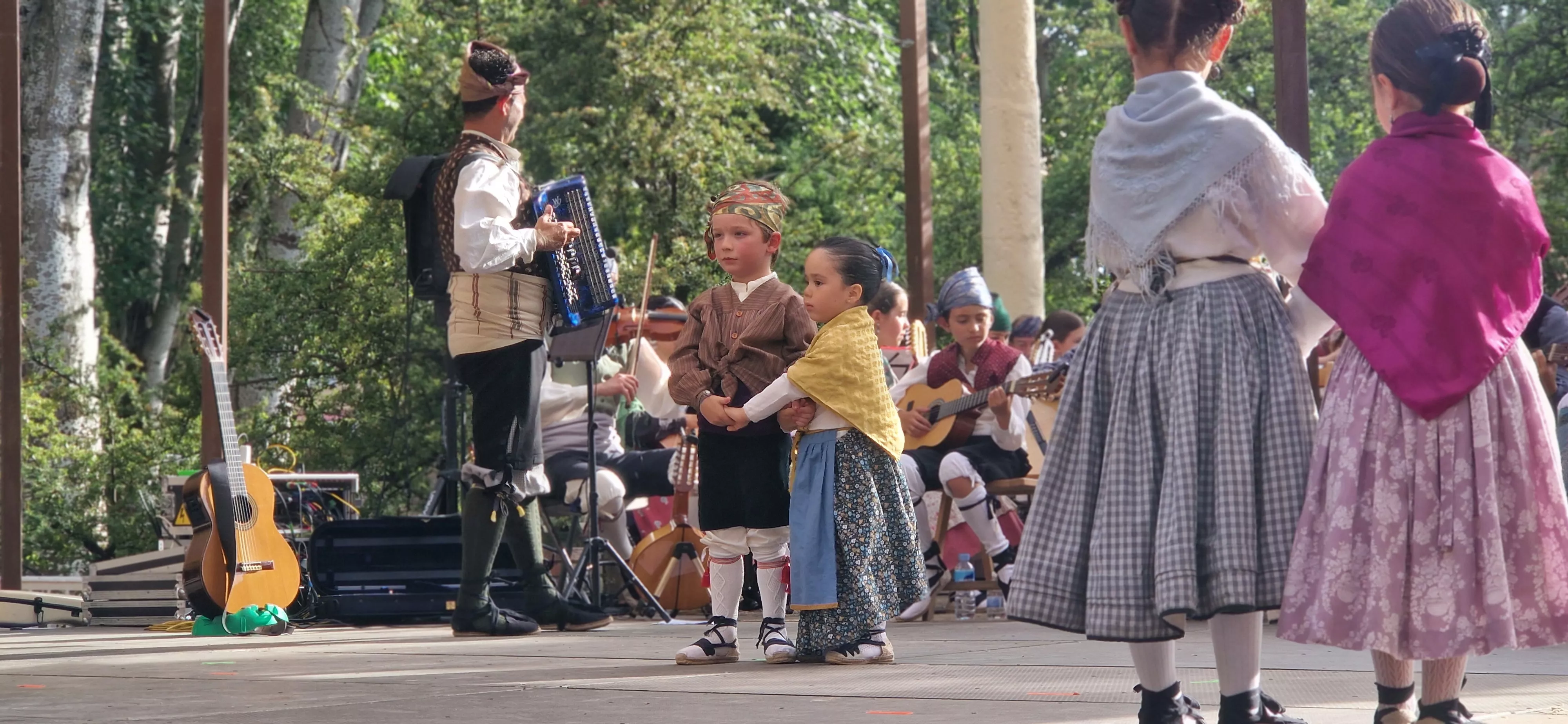 Fin de curso de la Escuela de Folklore Santa Cecilia. Foto Myriam Martínez 