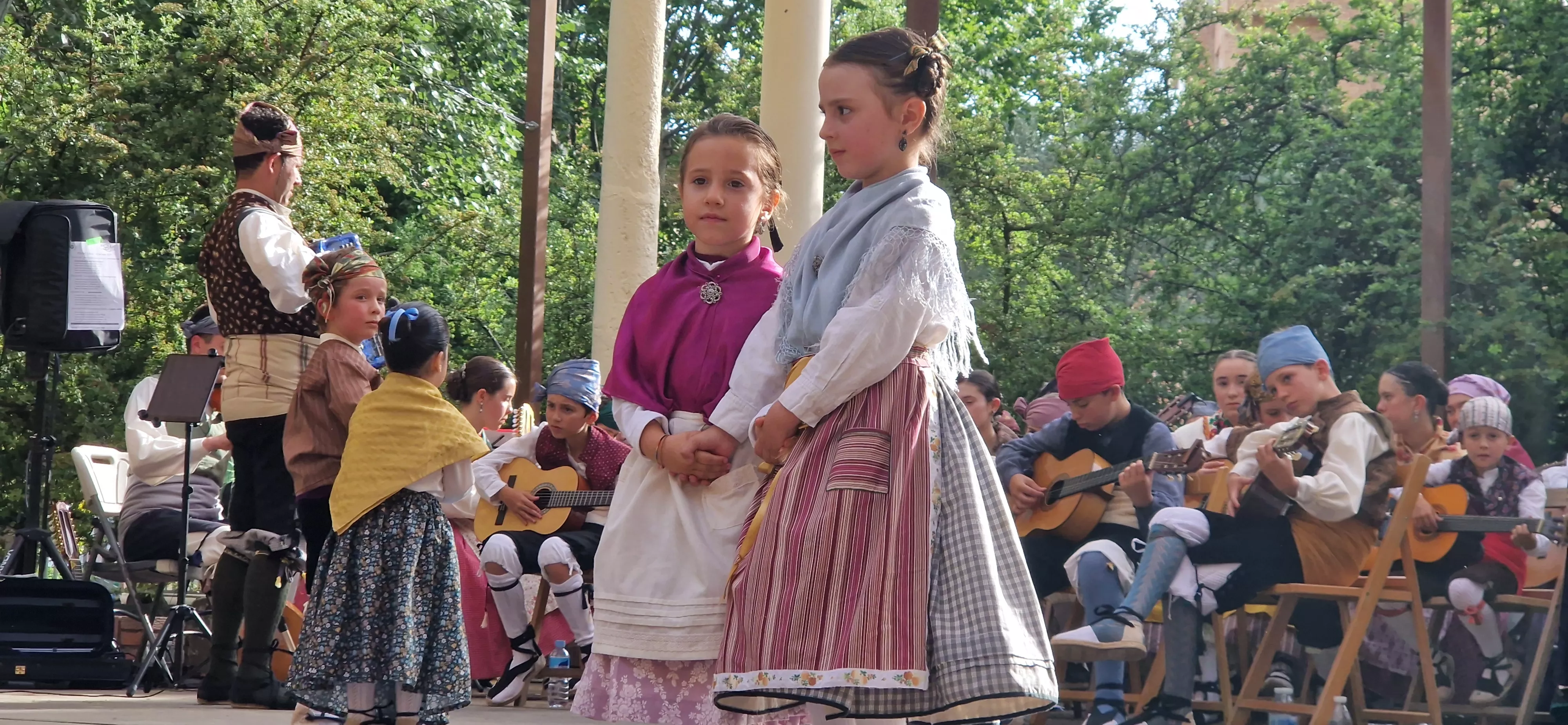 Fin de curso de la Escuela de Folklore Santa Cecilia. Foto Myriam Martínez 