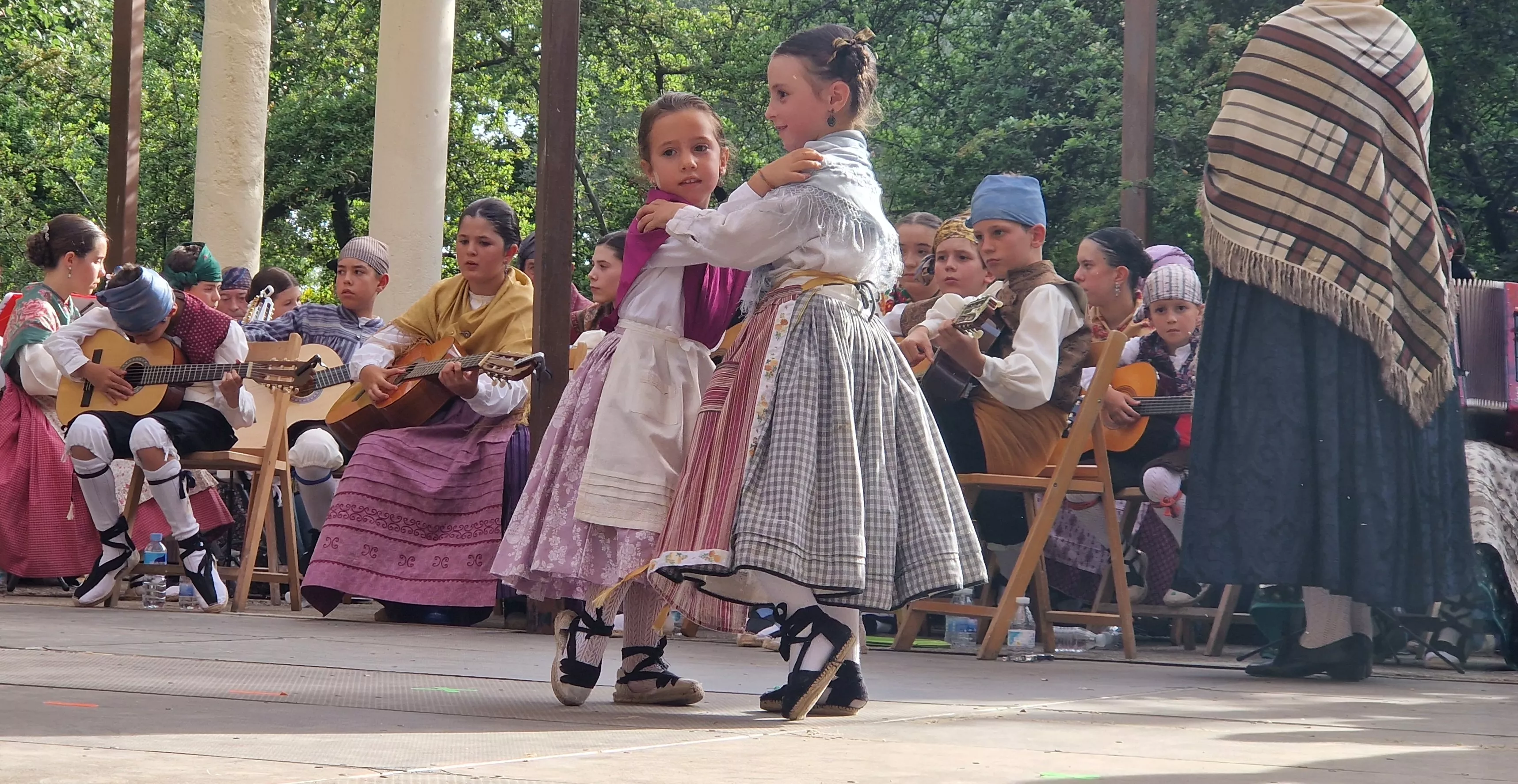 Fin de curso de la Escuela de Folklore Santa Cecilia. Foto Myriam Martínez 