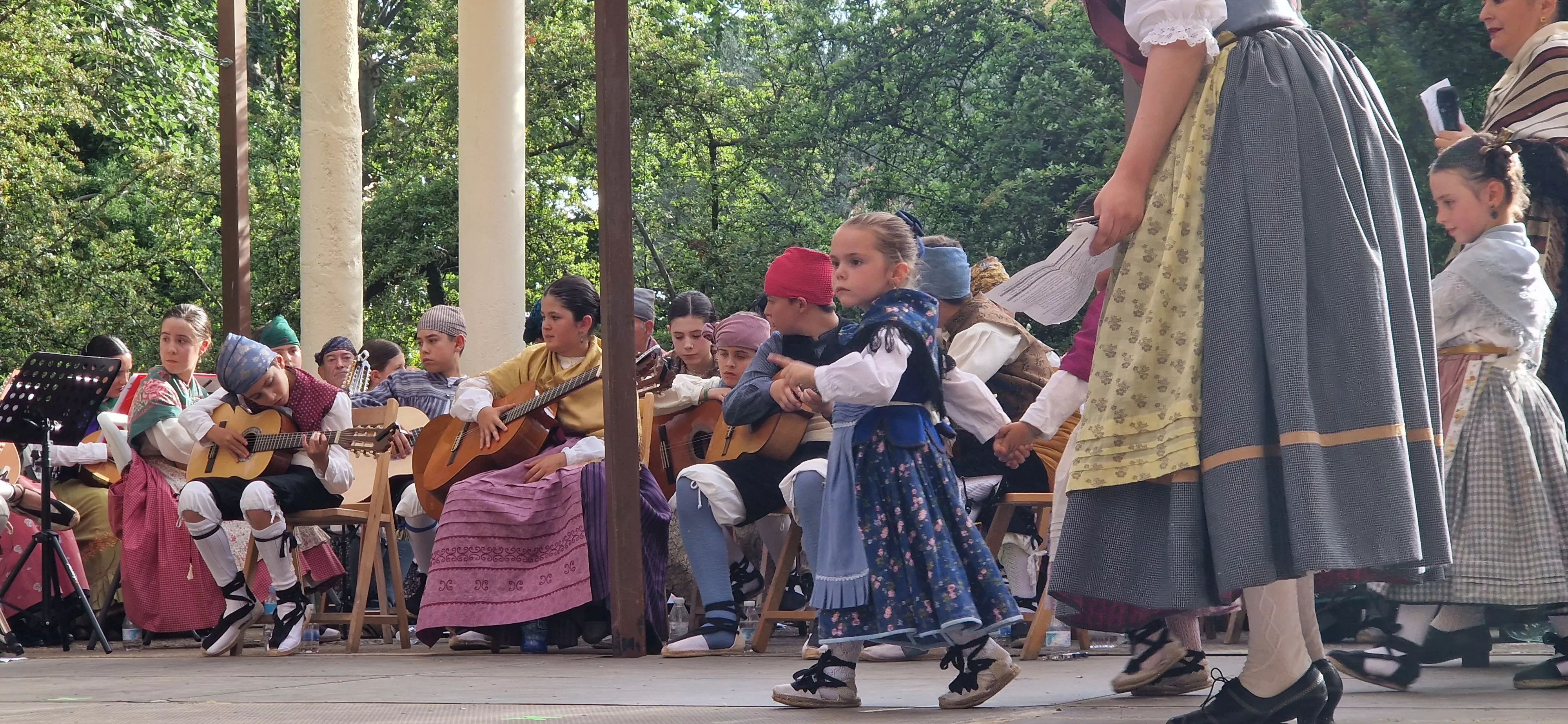 Fin de curso de la Escuela de Folklore Santa Cecilia. Foto Myriam Martínez 