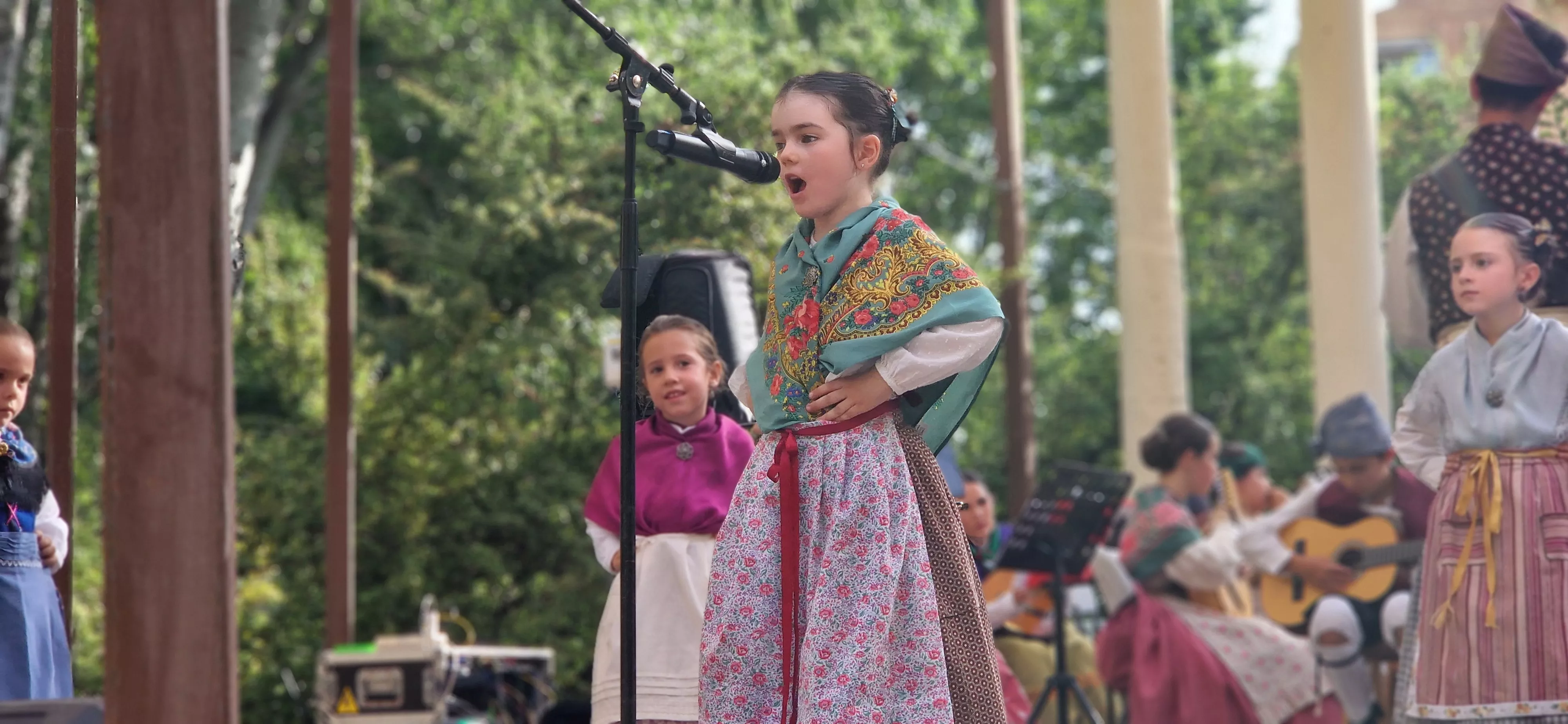 Fin de curso de la Escuela de Folklore Santa Cecilia. Foto Myriam Martínez 